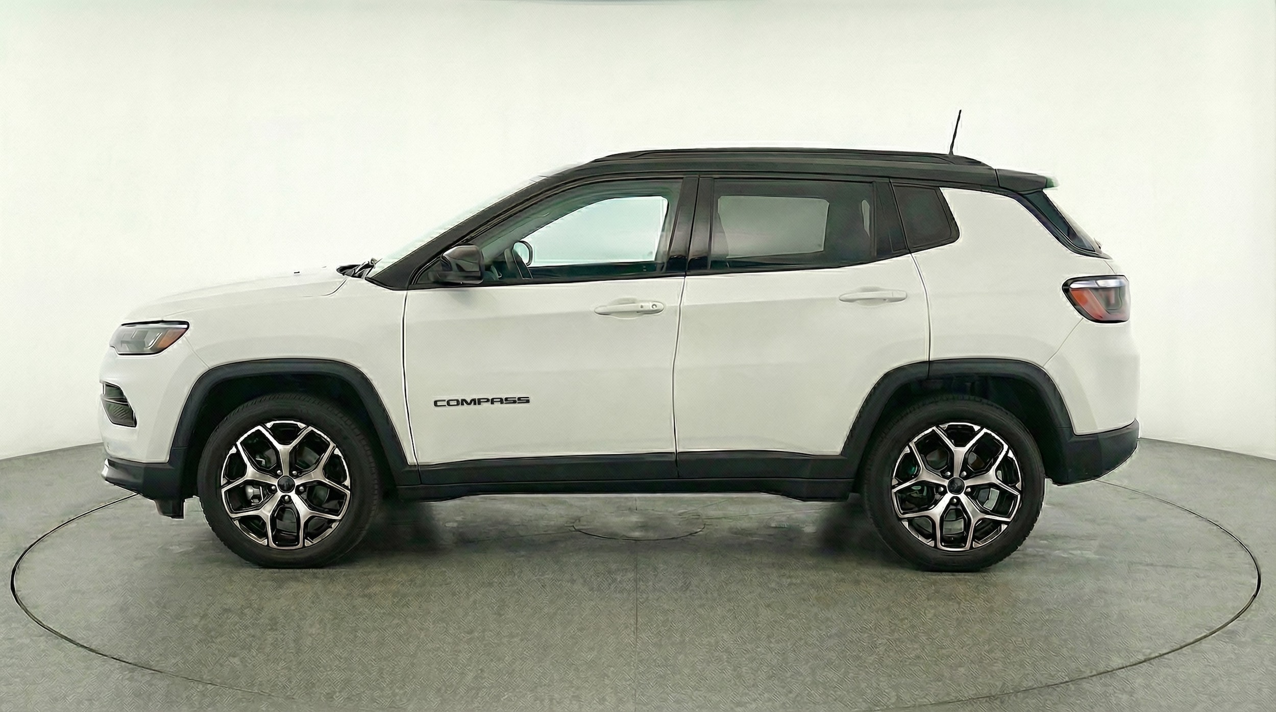 Thumbnail: 2025 Jeep Compass - 4