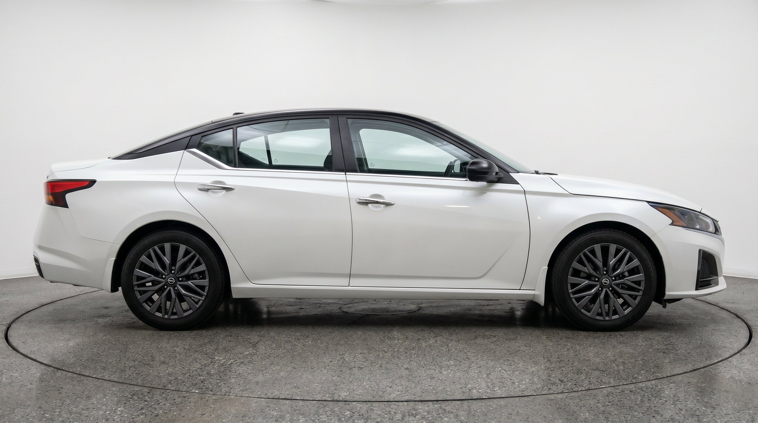 Thumbnail: 2025 Nissan Altima - 11