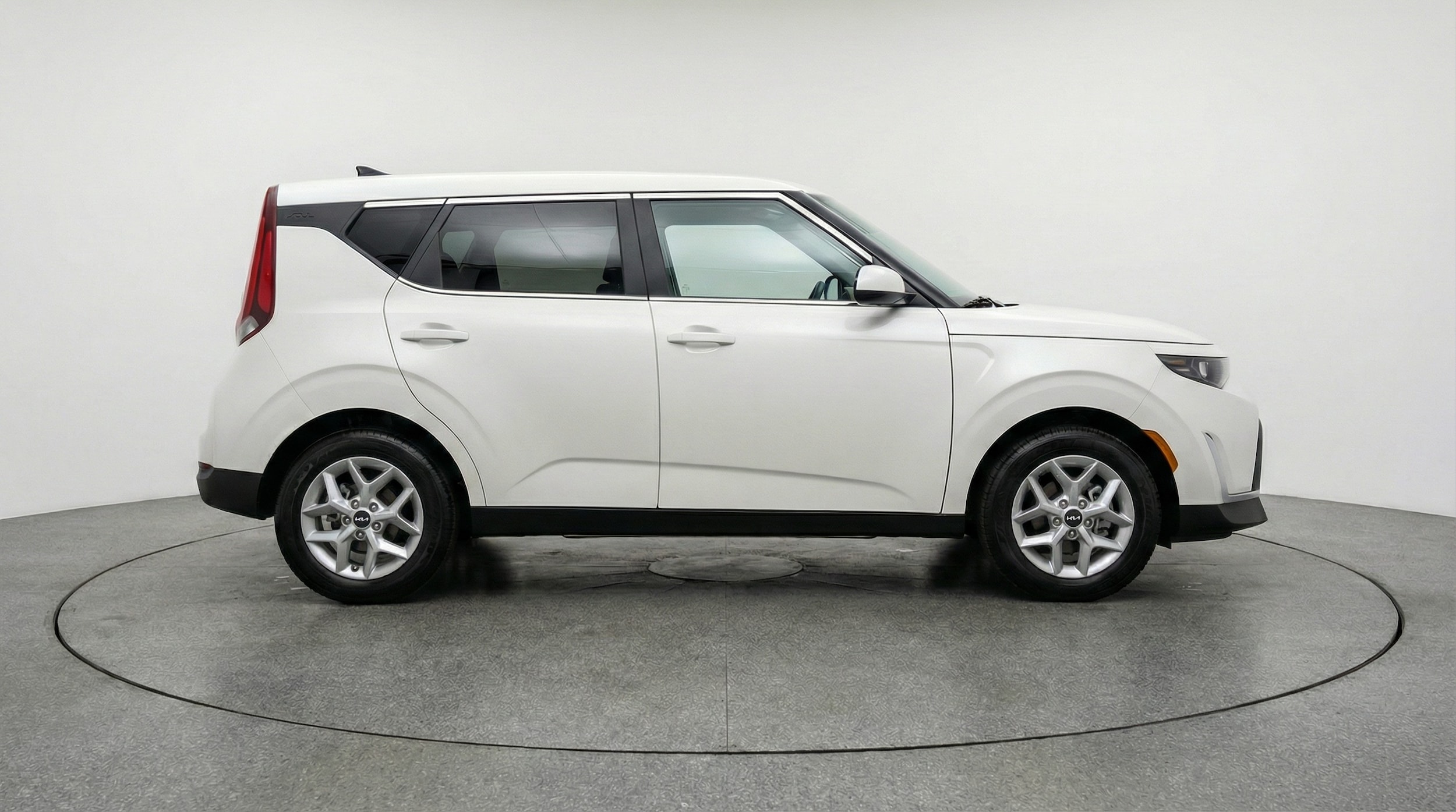 Thumbnail: 2025 Kia Soul - 8