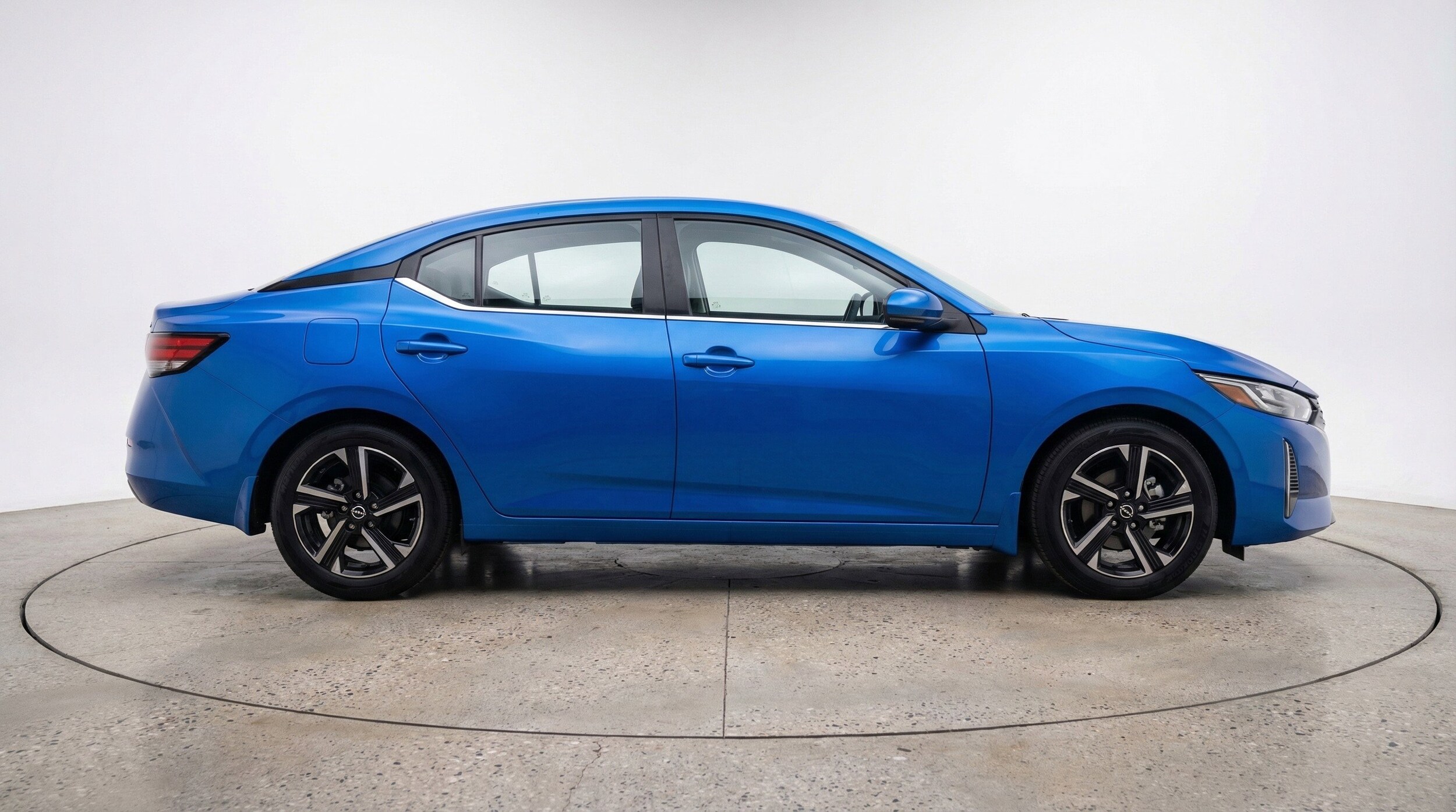 Thumbnail: 2025 Nissan Sentra - 11