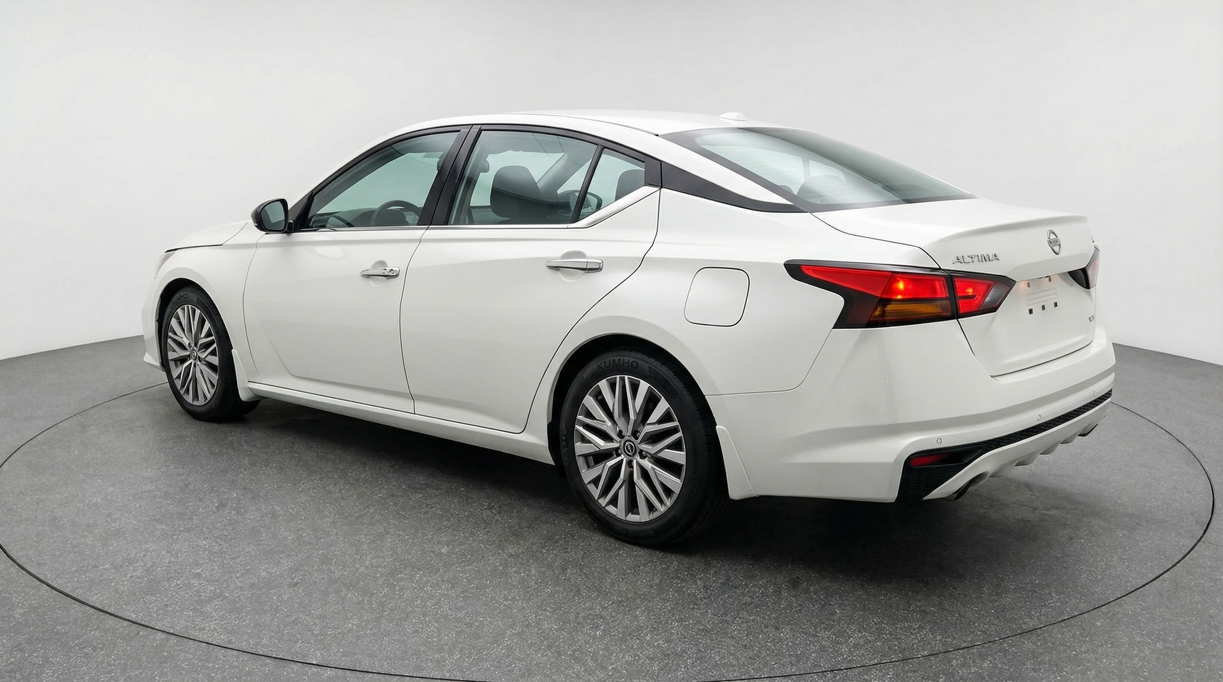 Thumbnail: 2025 Nissan Altima - 5