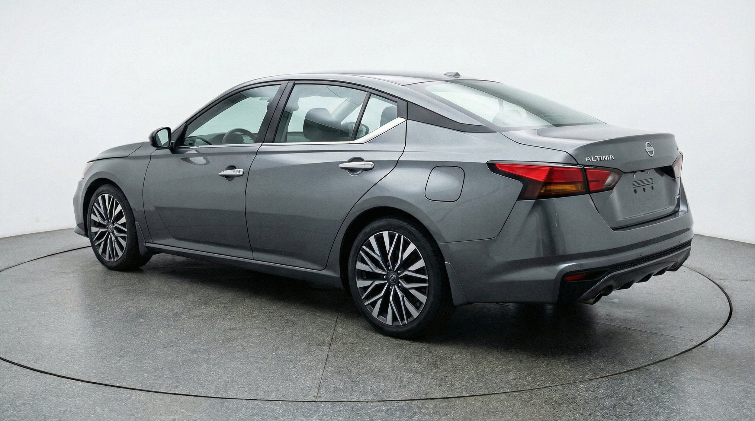 Thumbnail: 2025 Nissan Altima - 6
