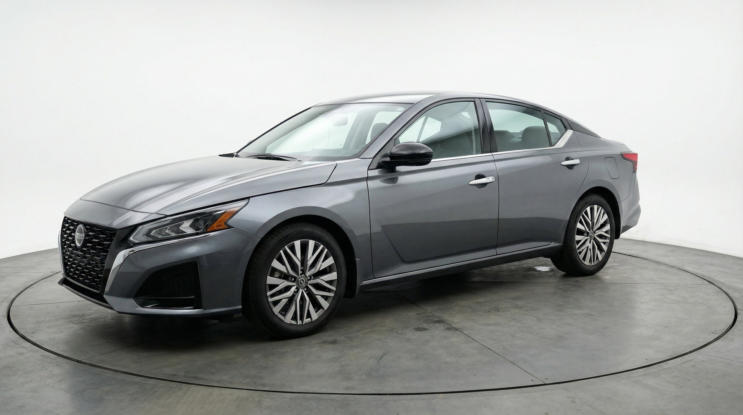 Thumbnail: 2025 Nissan Altima - 3