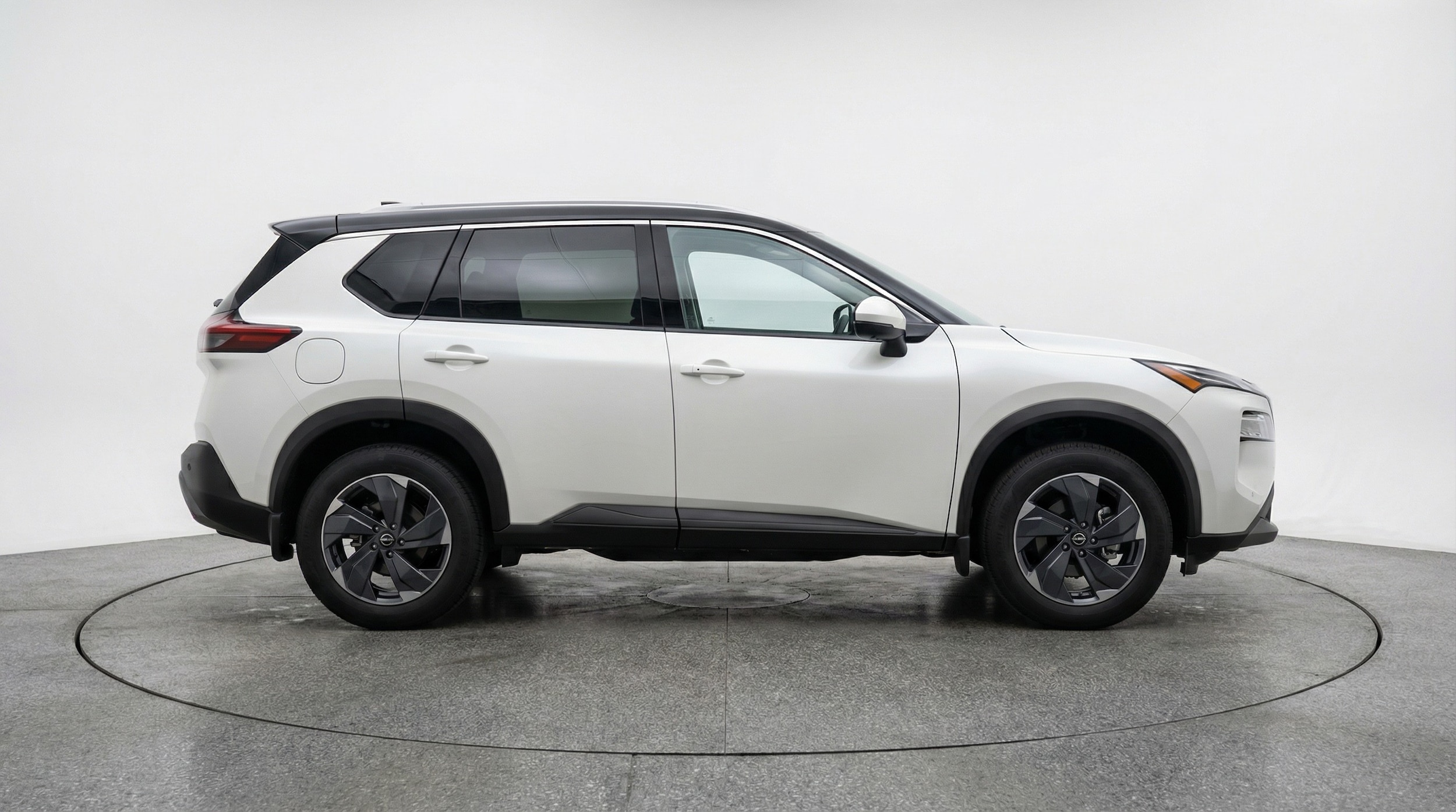 Thumbnail: 2025 Nissan Rogue - 8