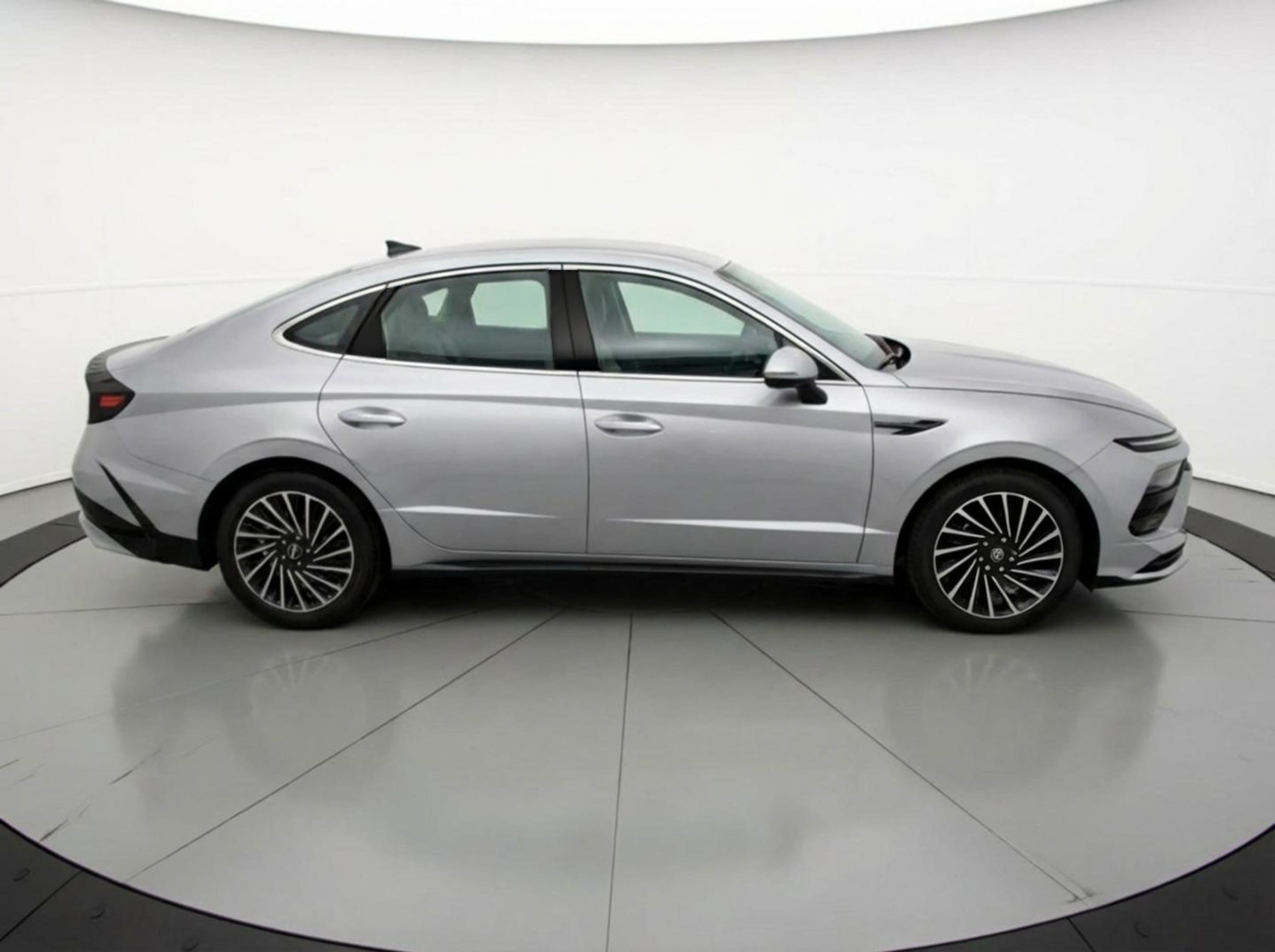 Thumbnail: 2025 Hyundai Sonata - 8