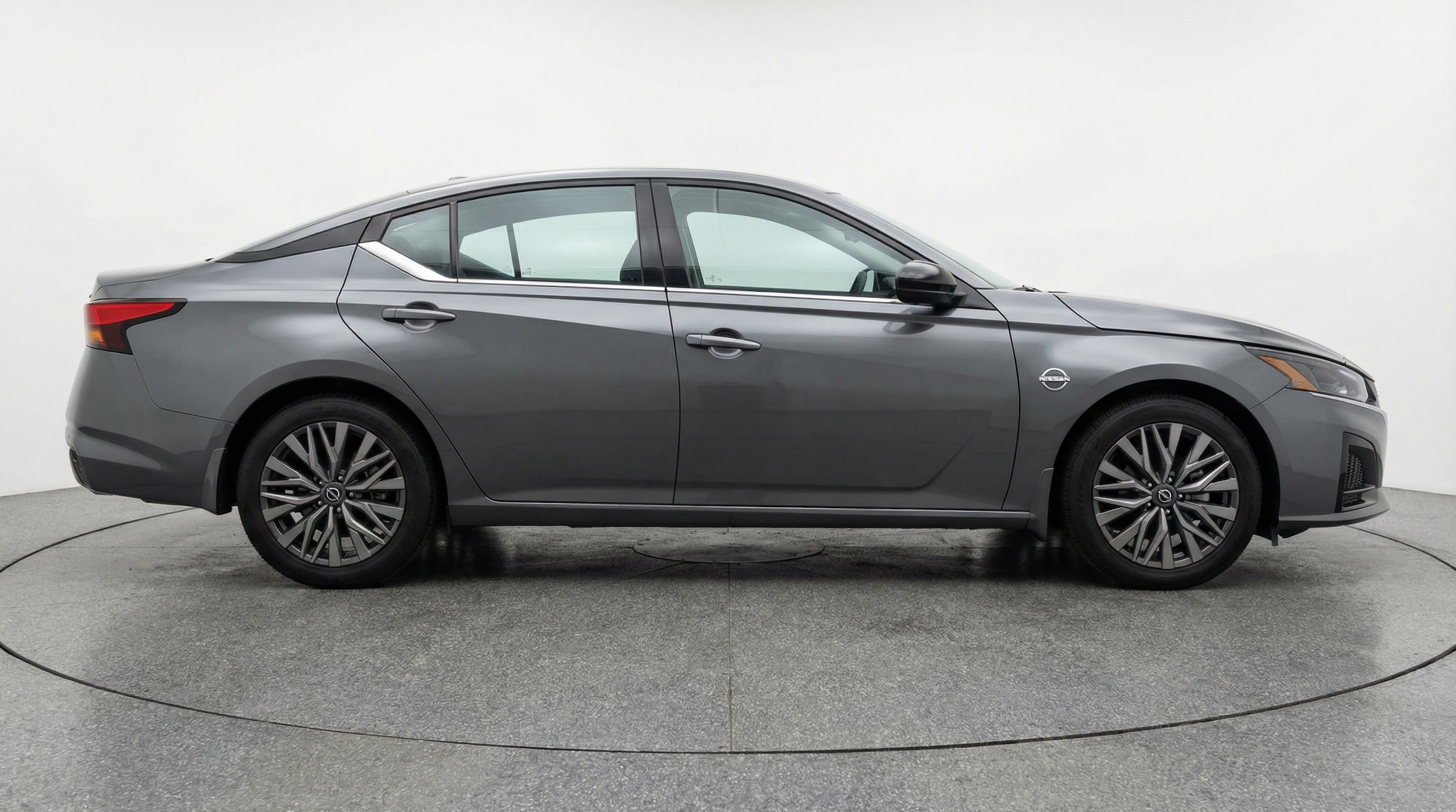 Thumbnail: 2025 Nissan Altima - 8