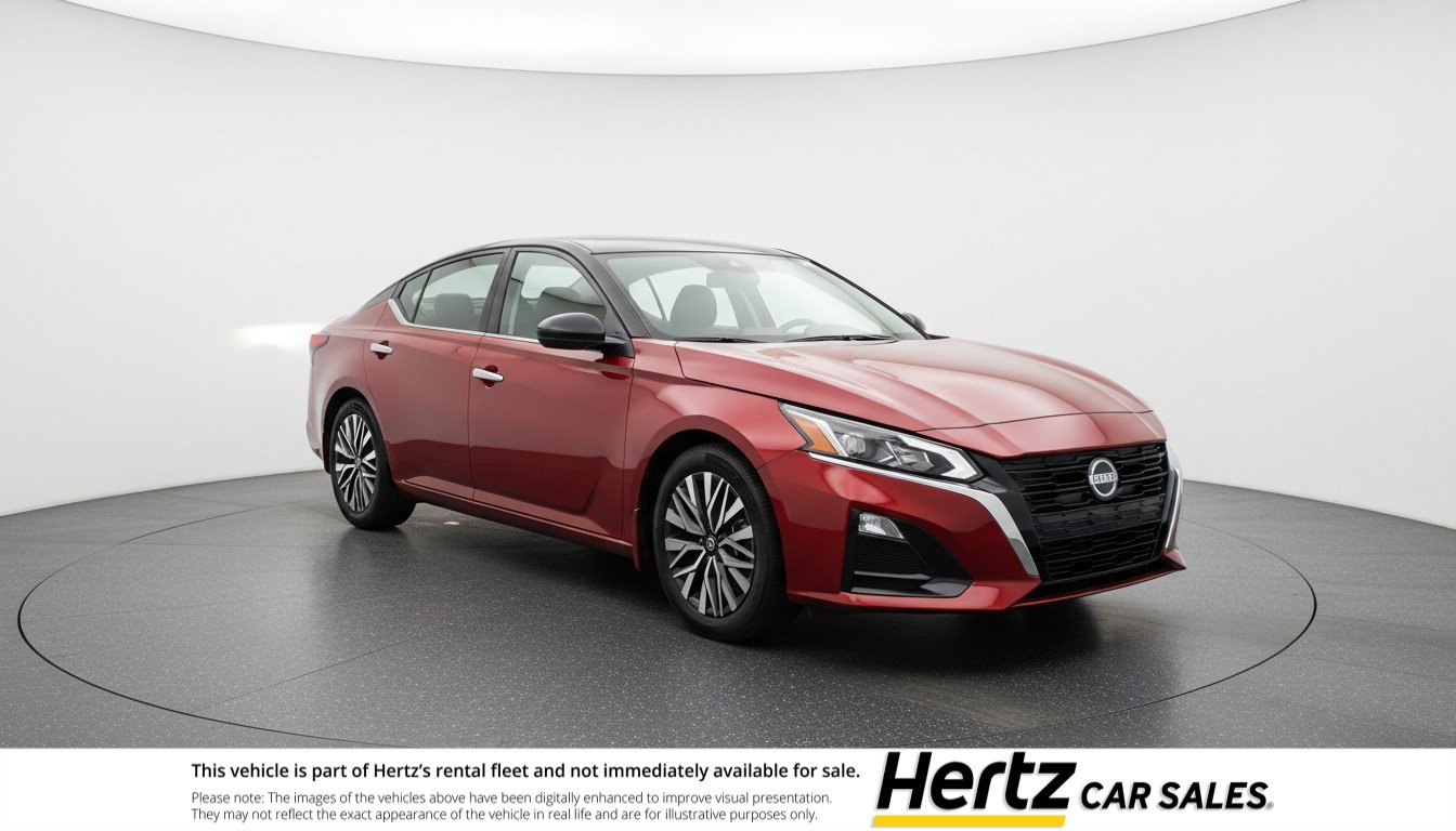 2025 Nissan Altima SV