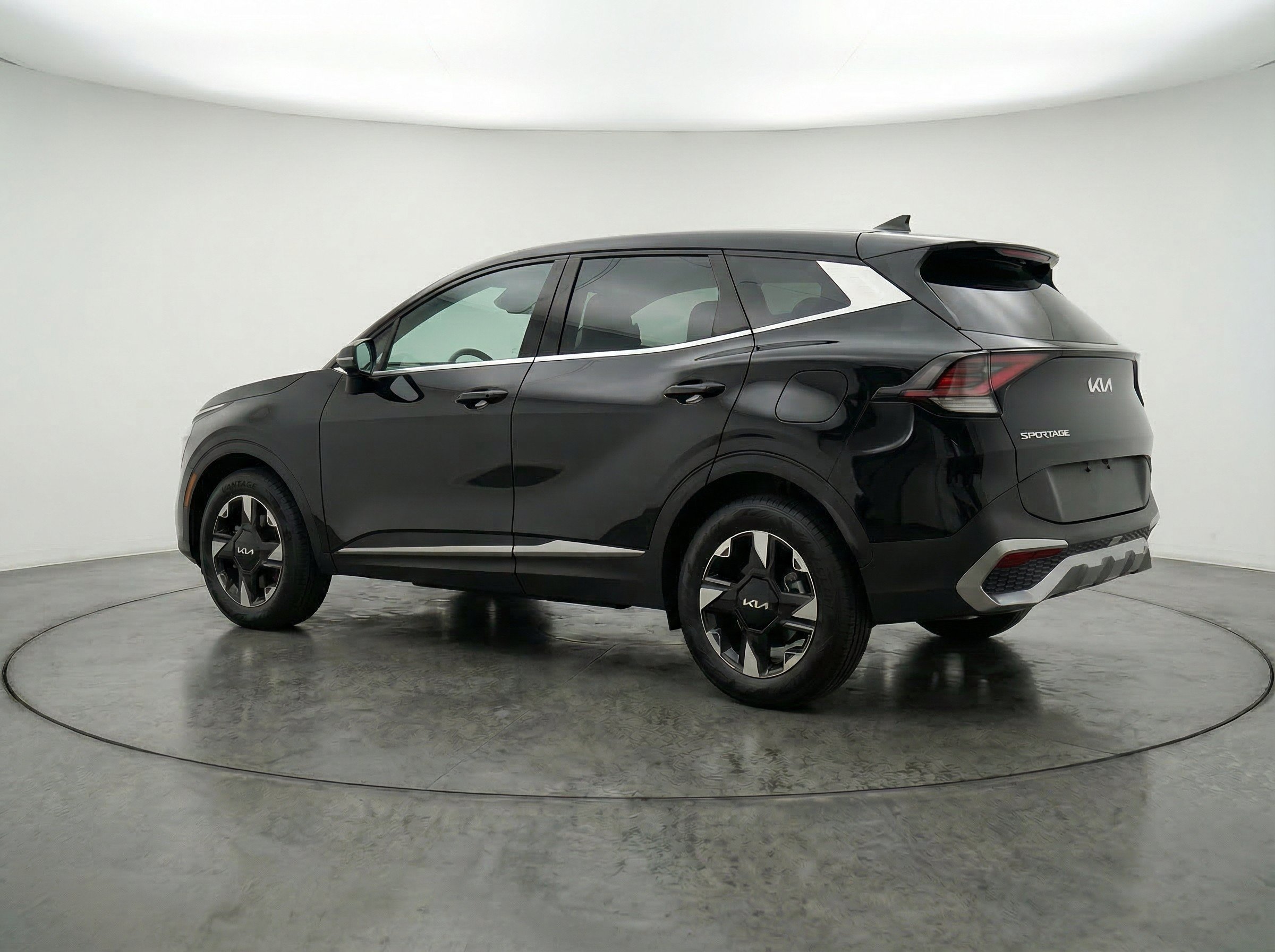Thumbnail: 2026 Kia Sportage - 6
