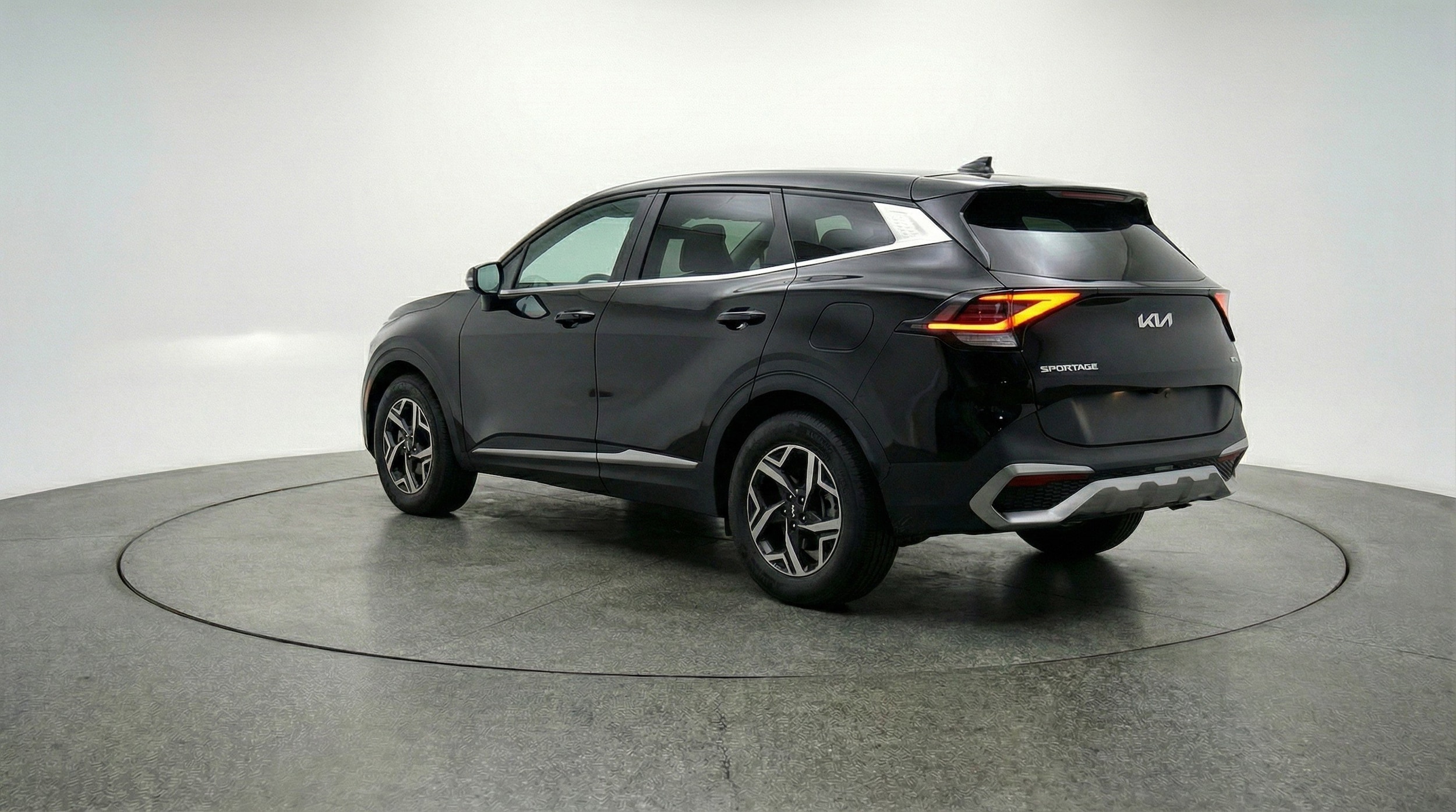 Thumbnail: 2025 Kia Sportage - 6