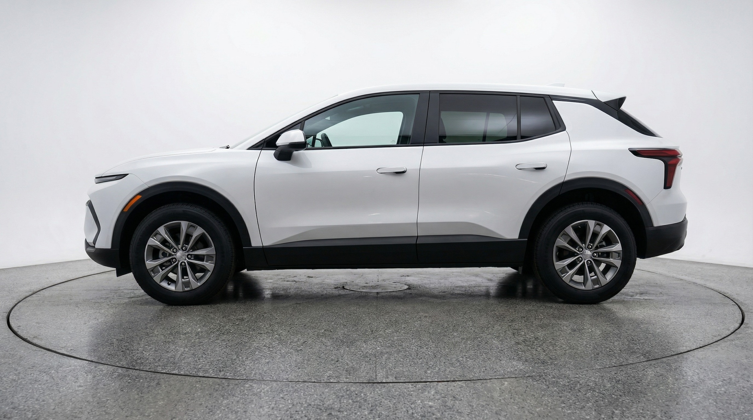 Thumbnail: 2025 Chevrolet Equinox - 4