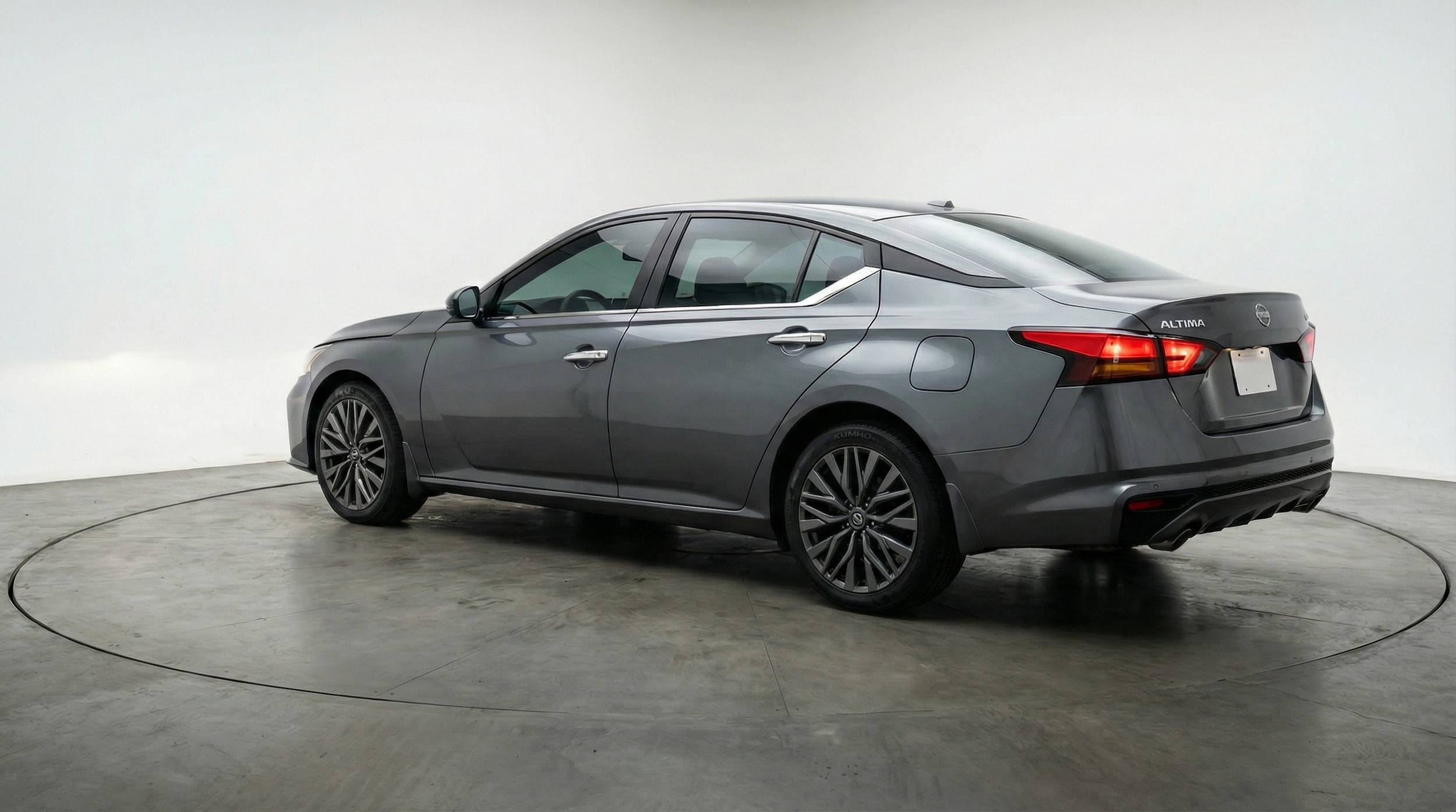 Thumbnail: 2025 Nissan Altima - 5