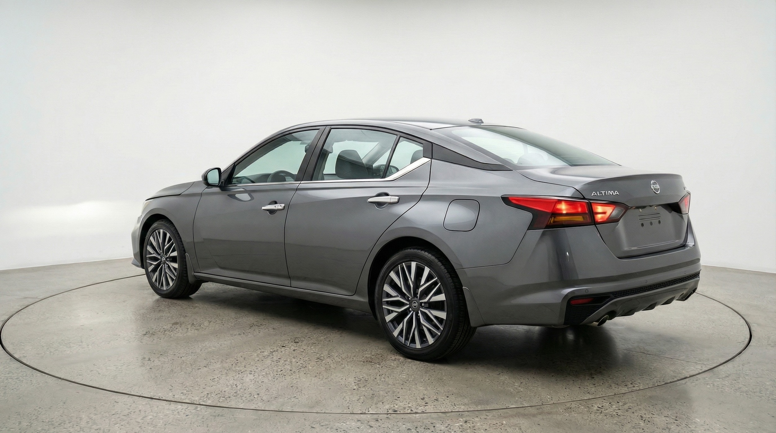 Thumbnail: 2025 Nissan Altima - 5