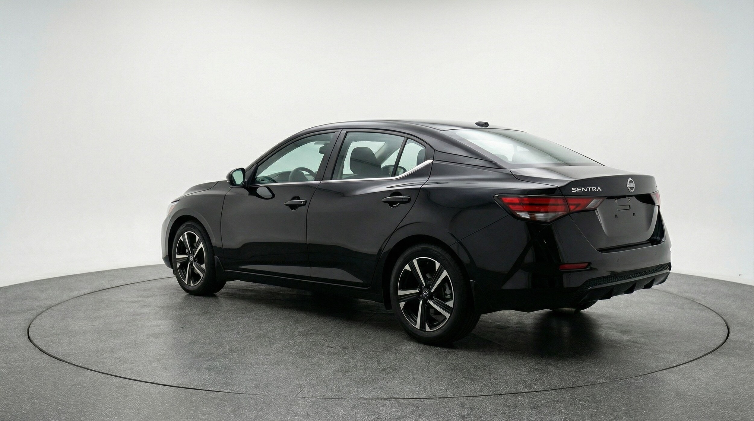 Thumbnail: 2025 Nissan Sentra - 5