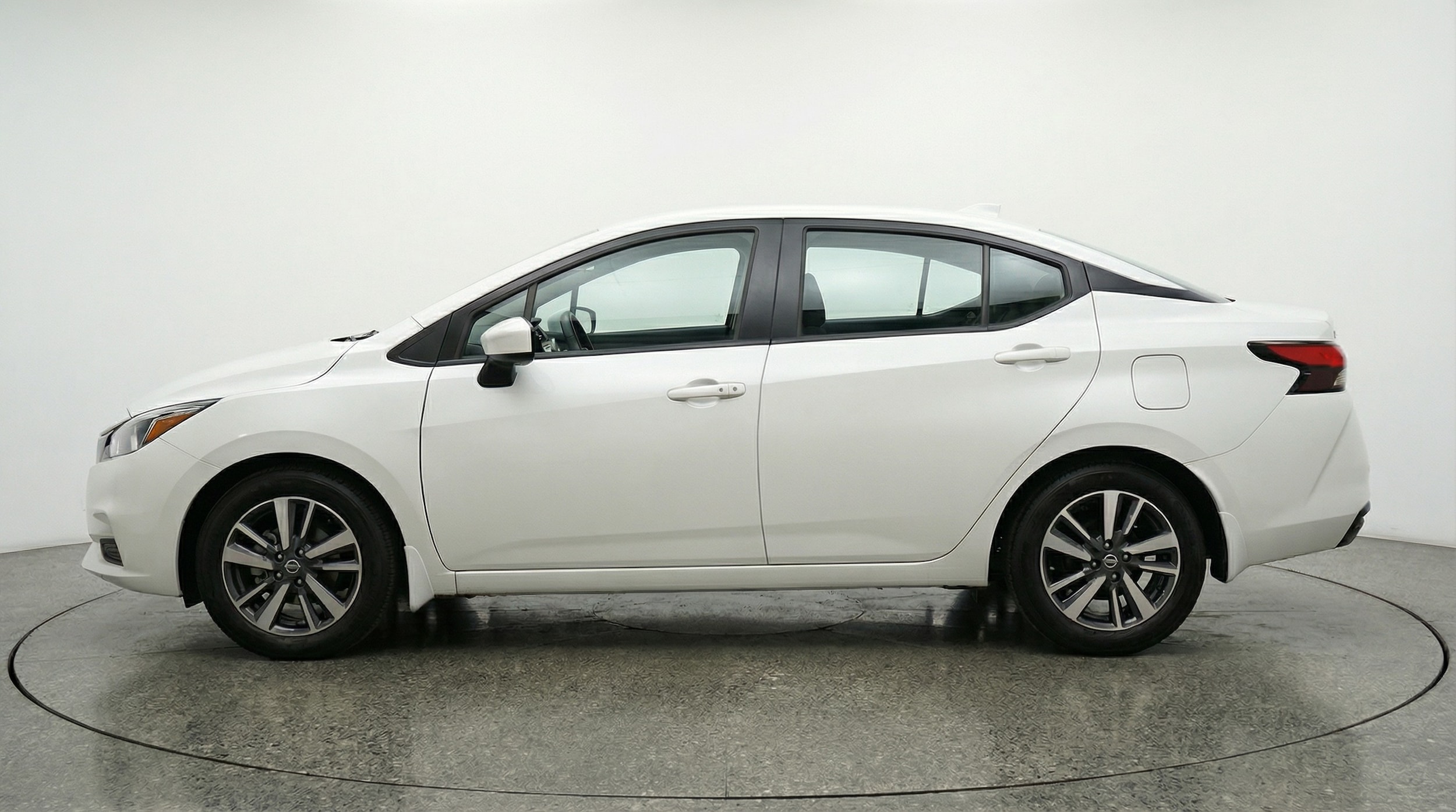 Thumbnail: 2025 Nissan Versa - 4