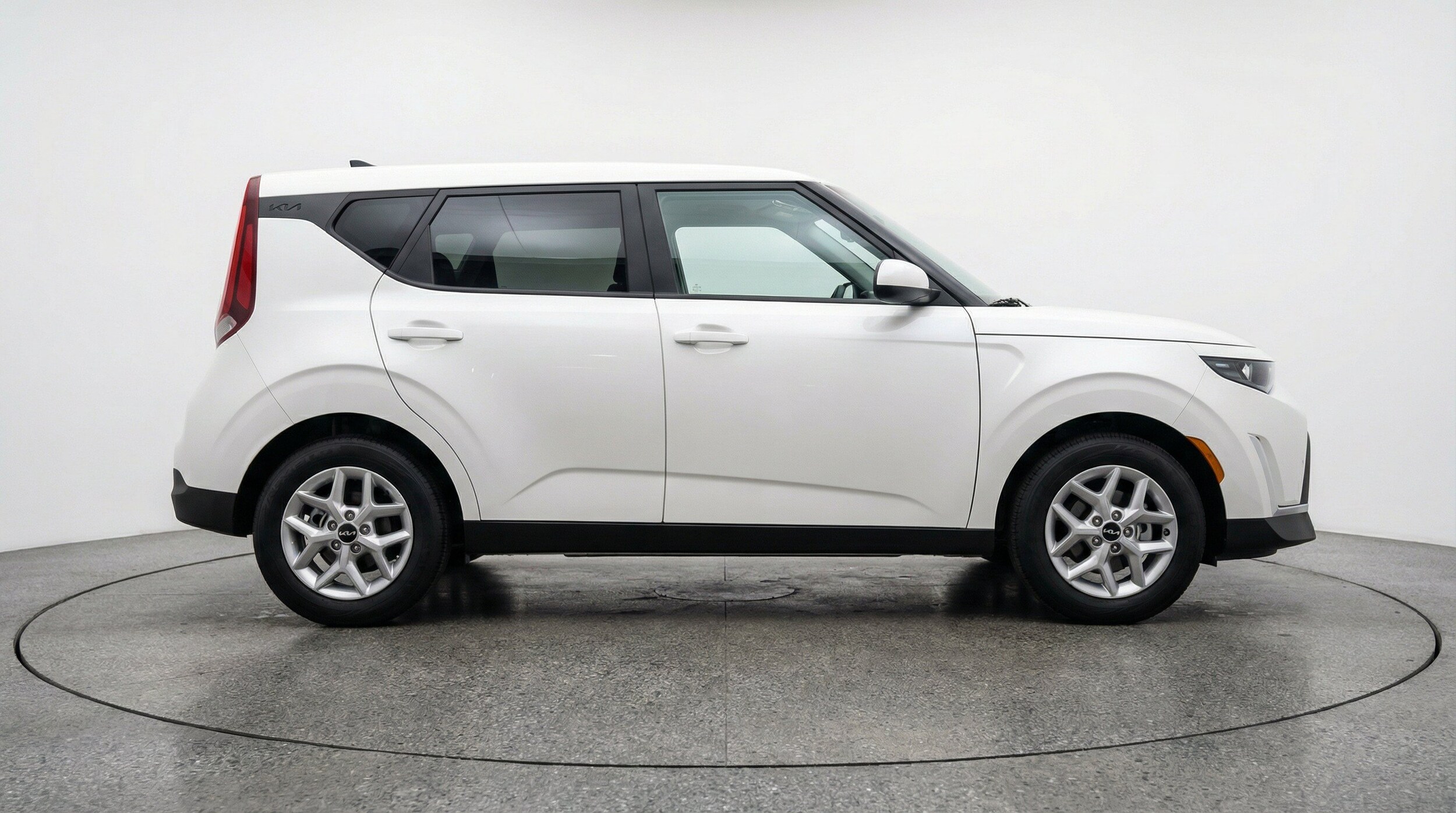 Thumbnail: 2025 Kia Soul - 10