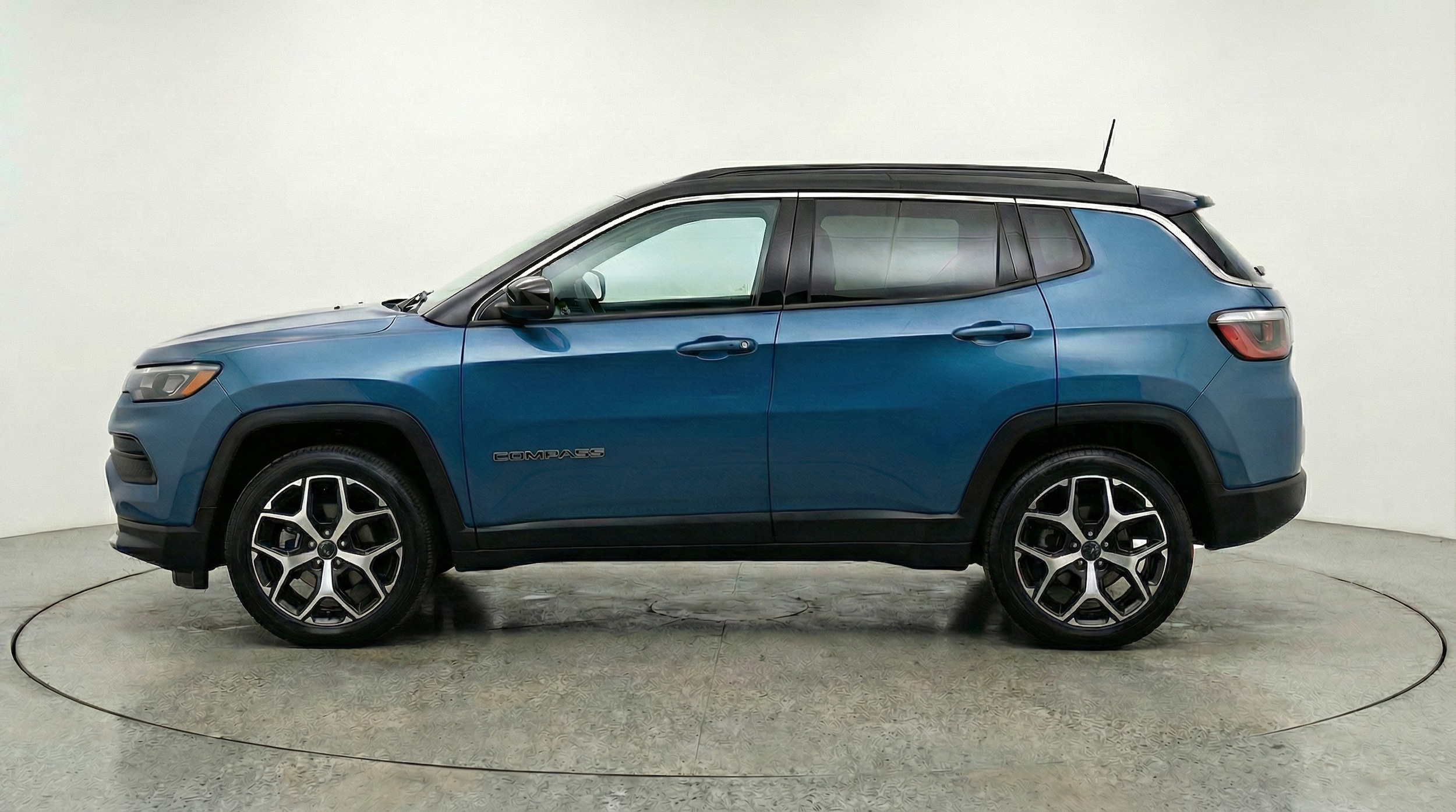 Thumbnail: 2025 Jeep Compass - 4