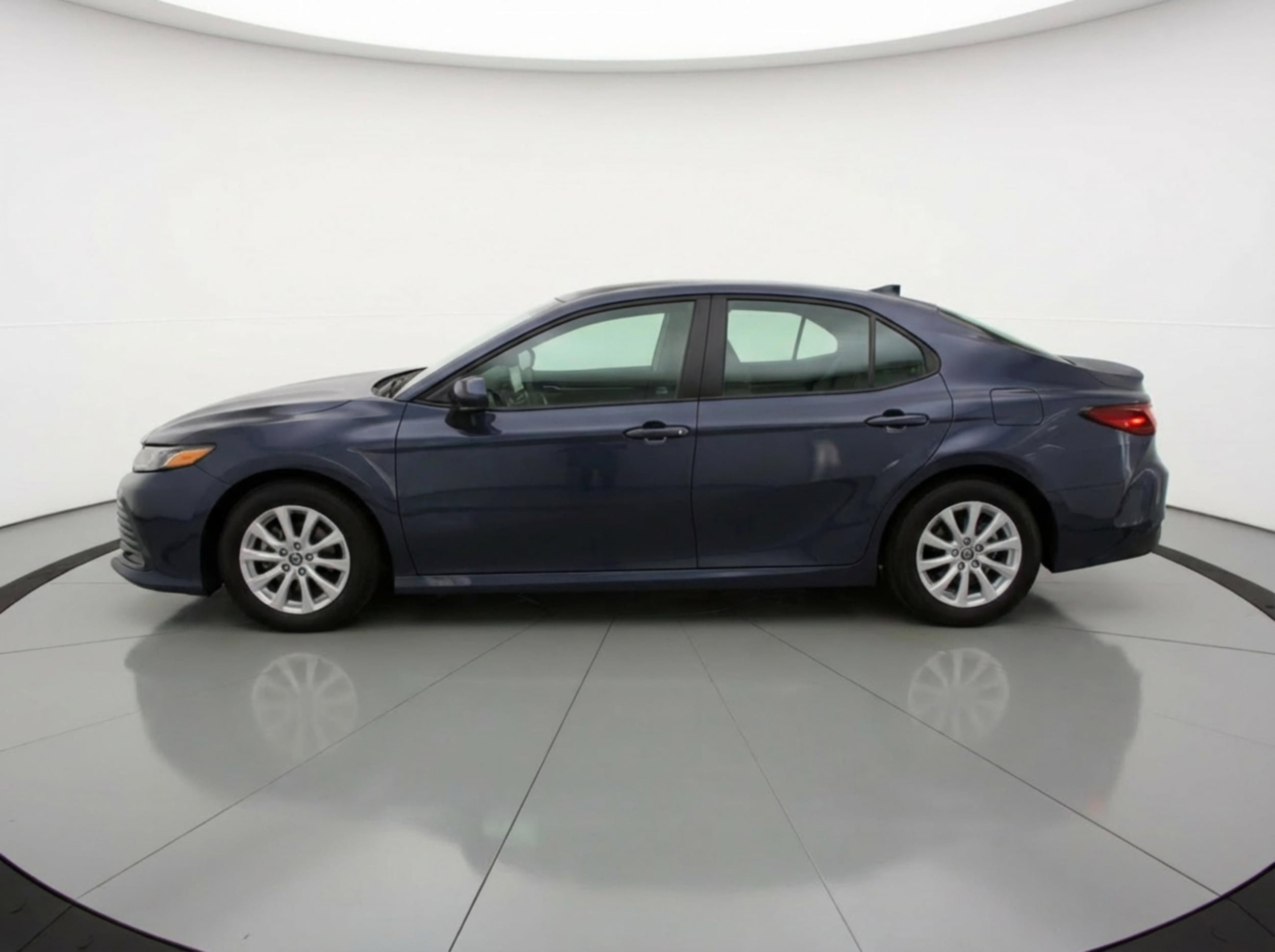 Thumbnail: 2025 Toyota Camry - 5