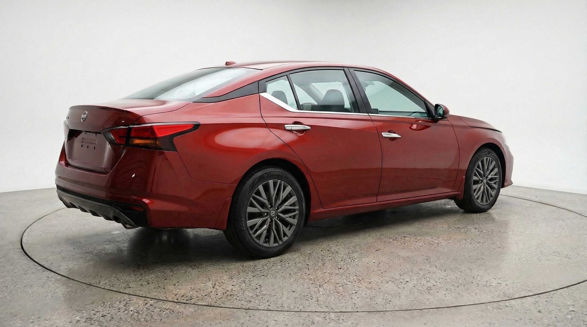 Thumbnail: 2025 Nissan Altima - 9