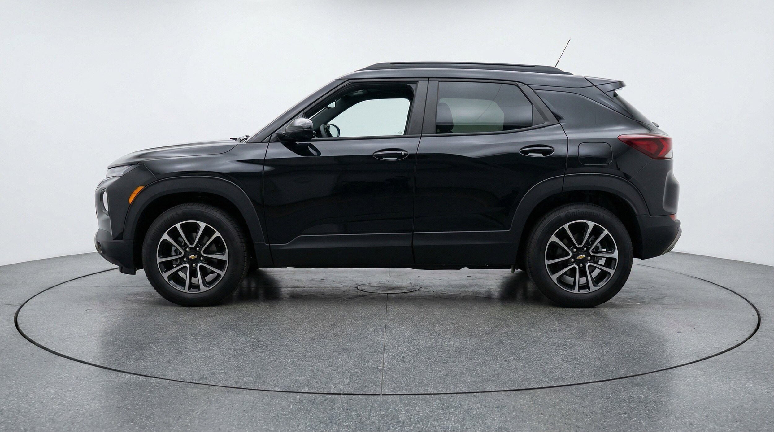 Thumbnail: 2025 Chevrolet TrailBlazer - 5