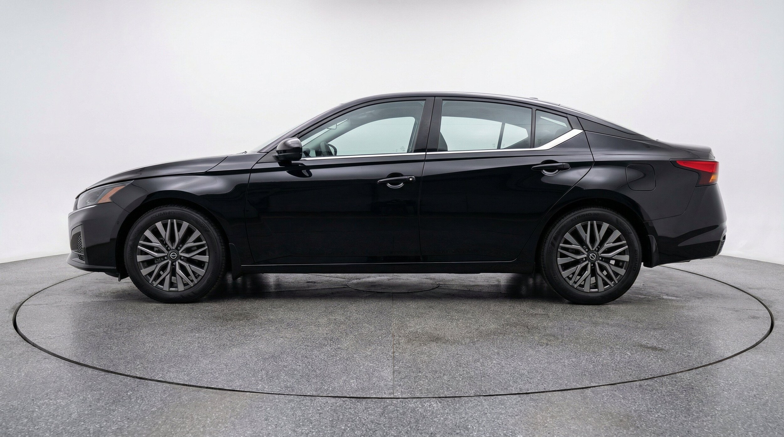 Thumbnail: 2026 Nissan Altima - 5