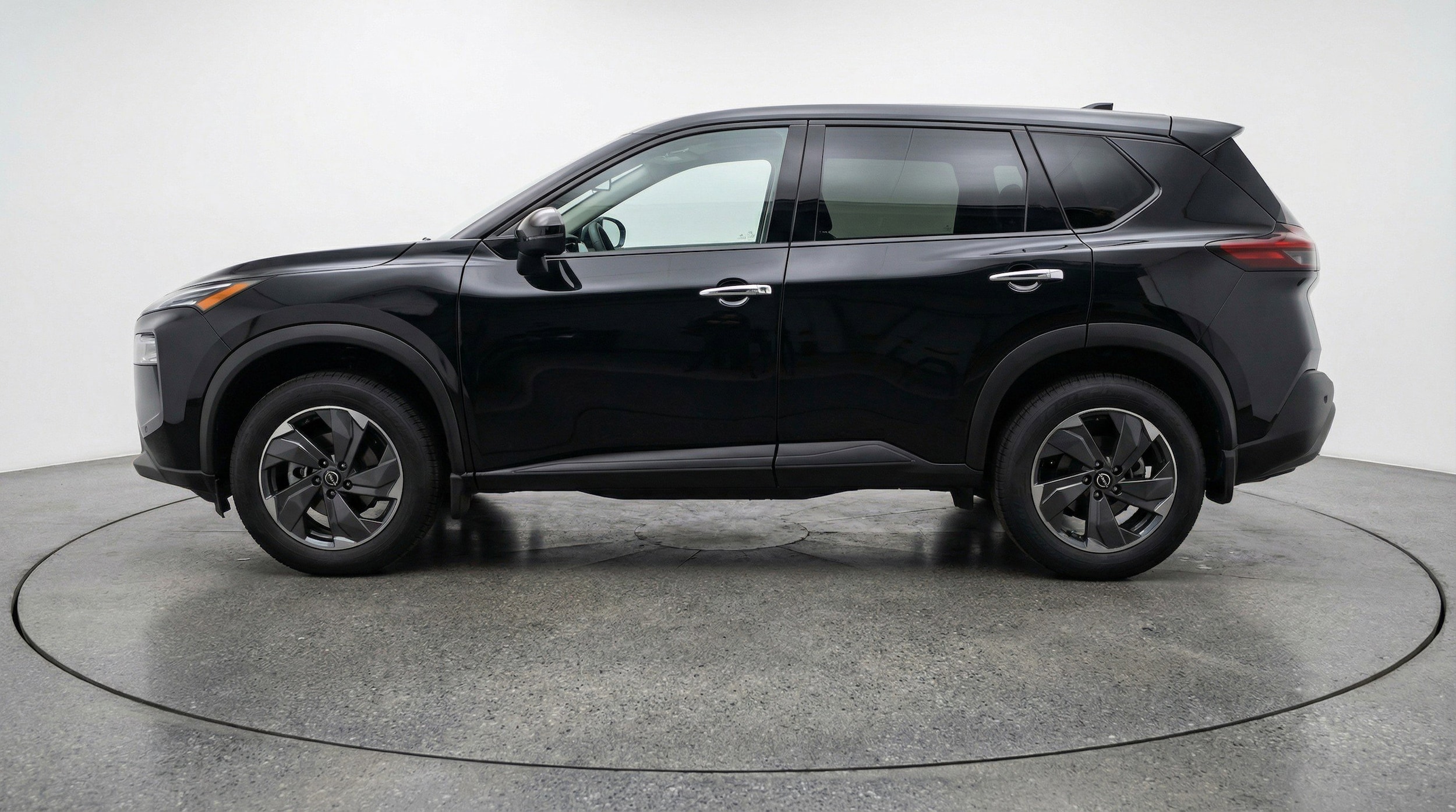 Thumbnail: 2025 Nissan Rogue - 5