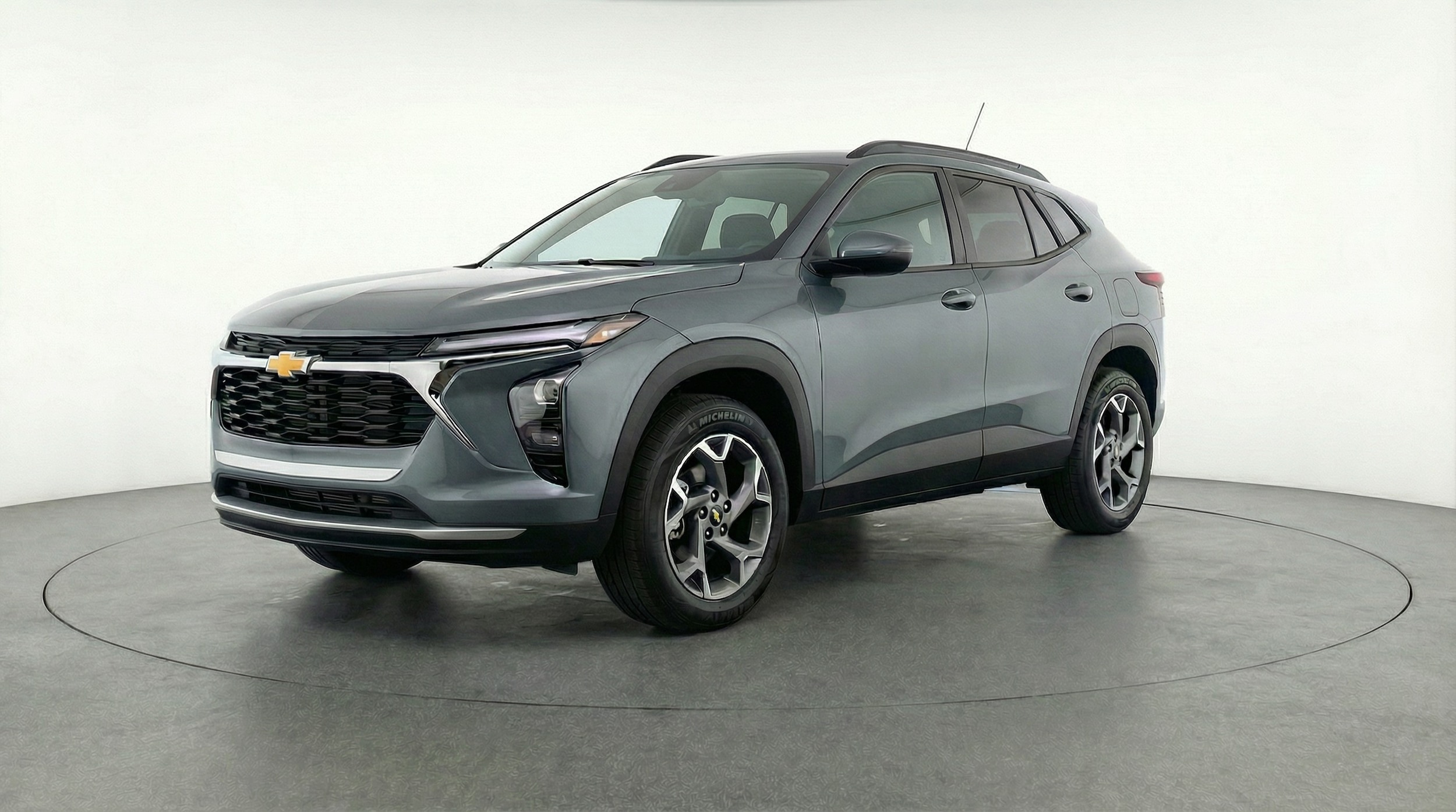 Thumbnail: 2025 Chevrolet Trax - 3