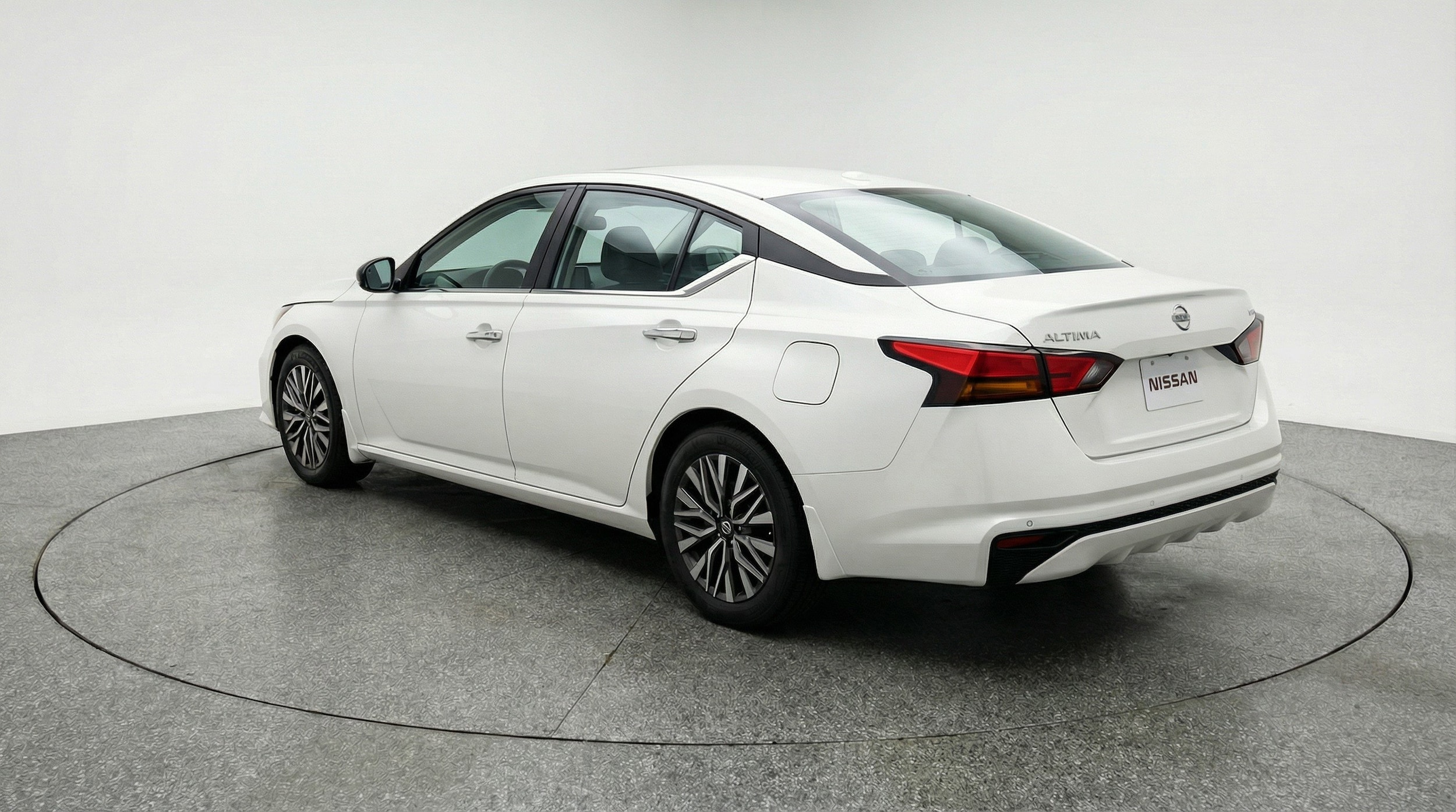 Thumbnail: 2025 Nissan Altima - 6