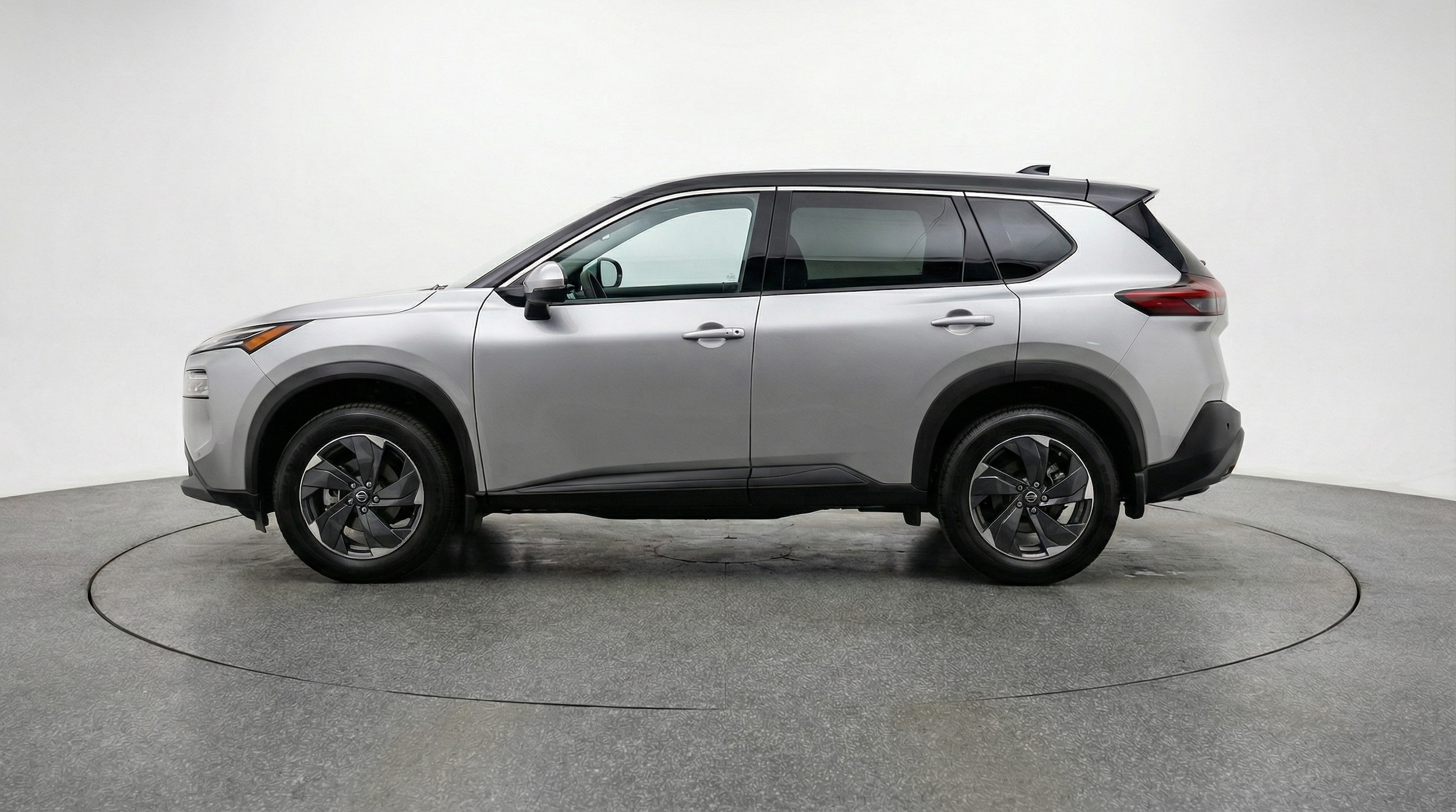 Thumbnail: 2025 Nissan Rogue - 4