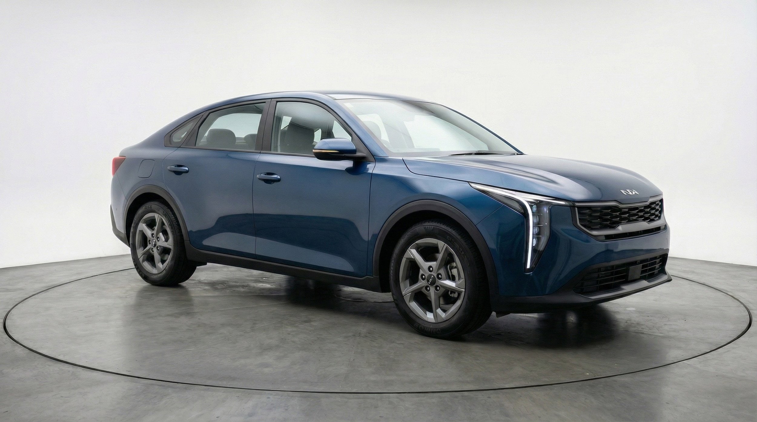 Thumbnail: 2025 Kia K4 - 1