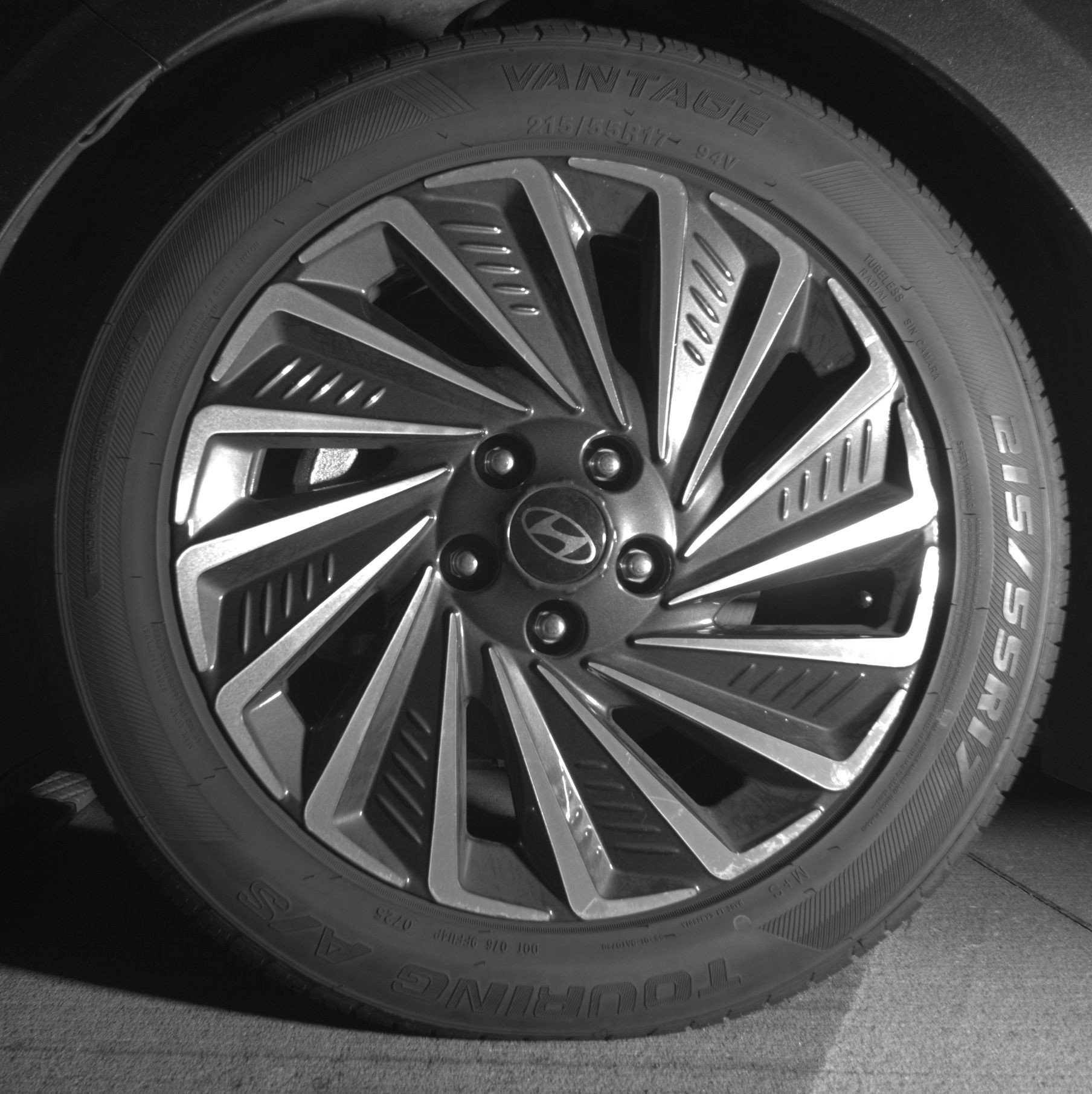 Thumbnail: 2024 Hyundai Sonata - 12