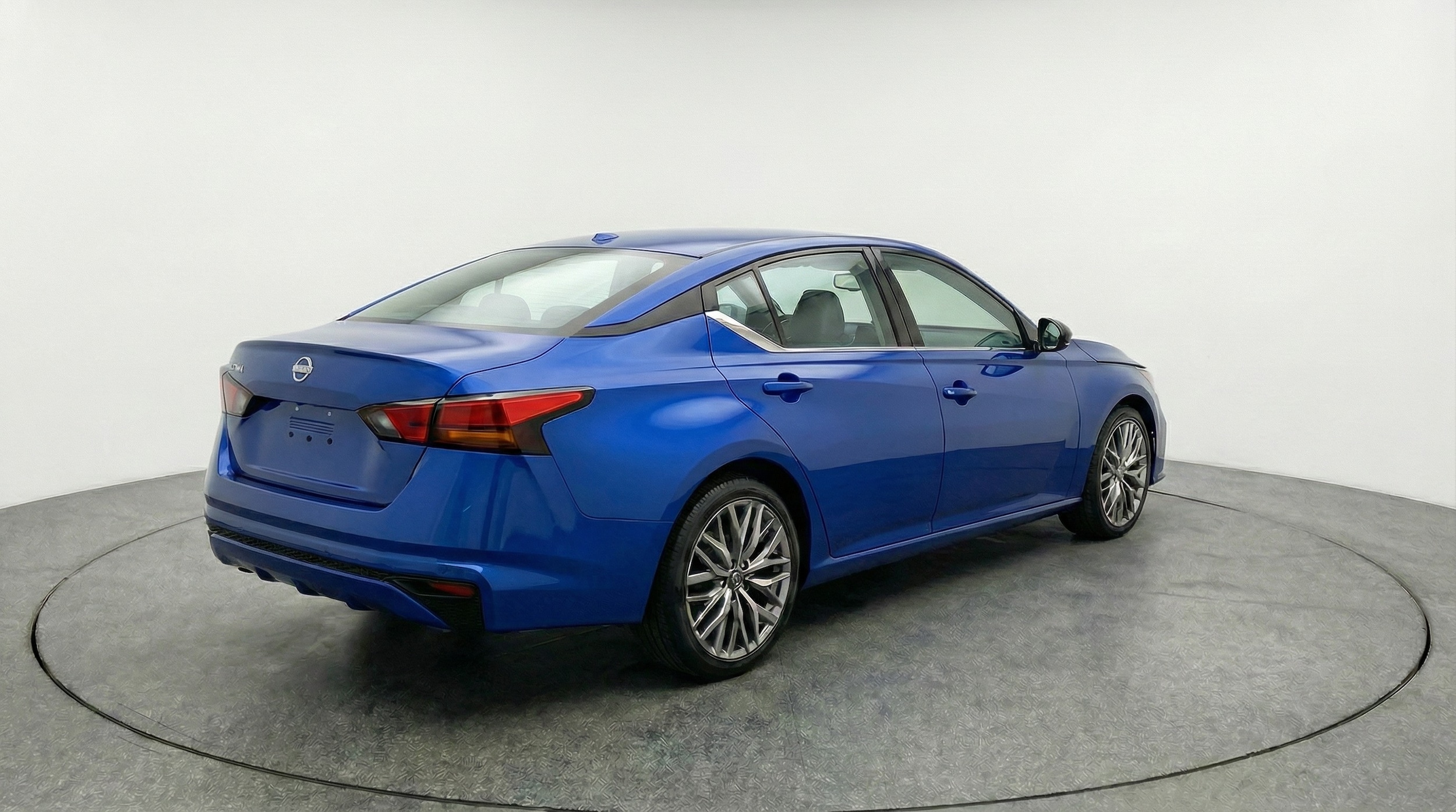 Thumbnail: 2025 Nissan Altima - 7