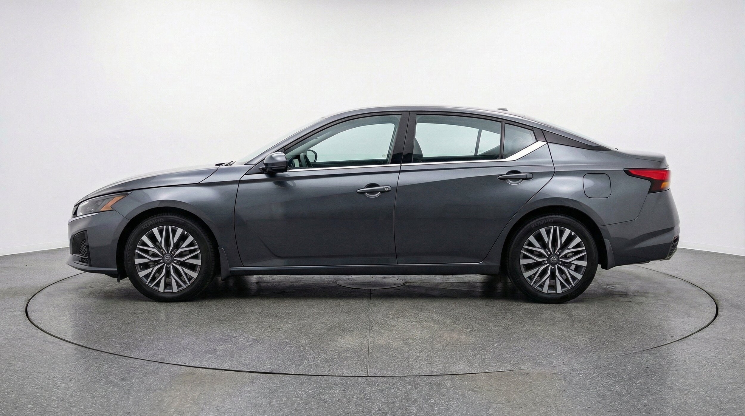 Thumbnail: 2026 Nissan Altima - 5