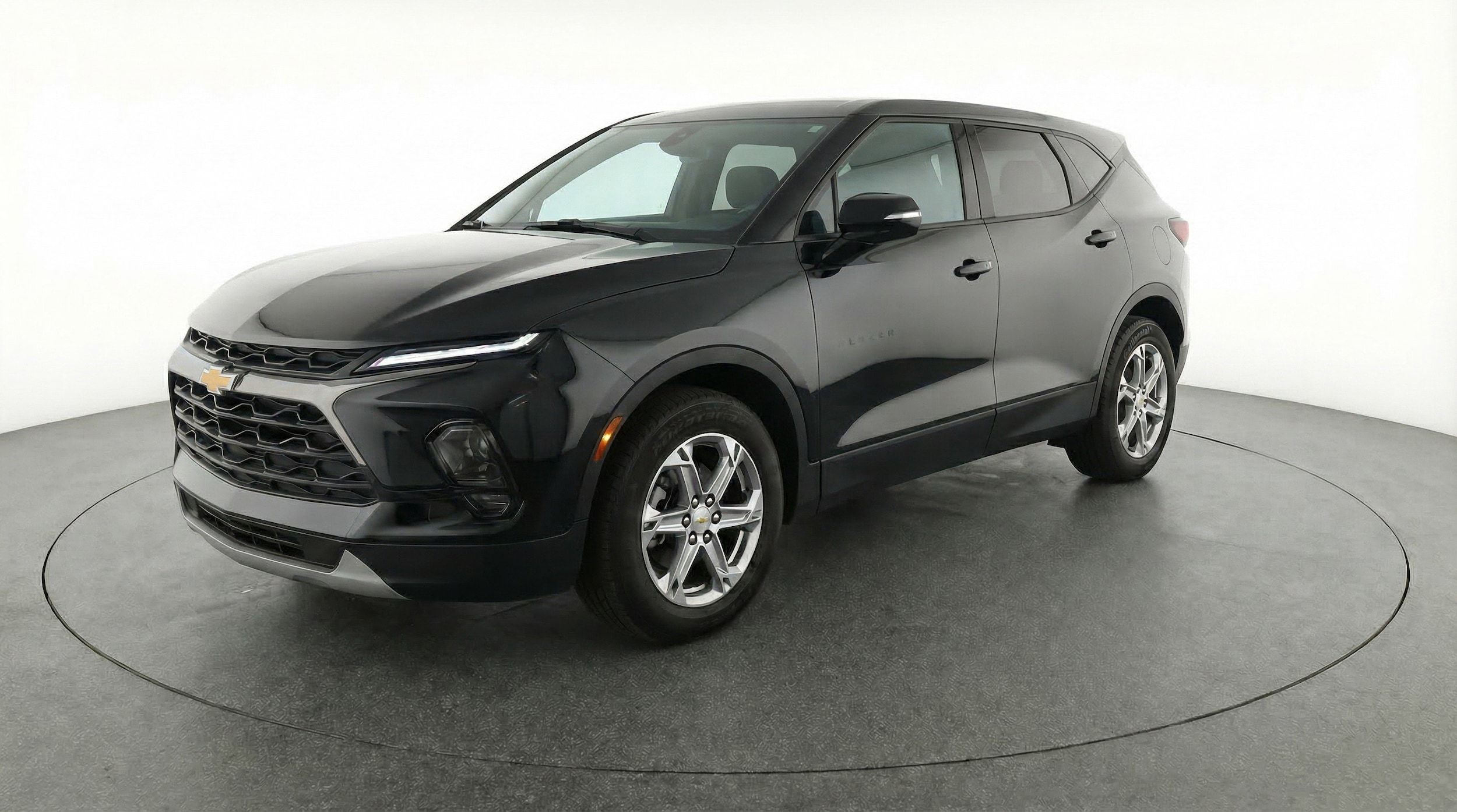 Thumbnail: 2025 Chevrolet Blazer - 3