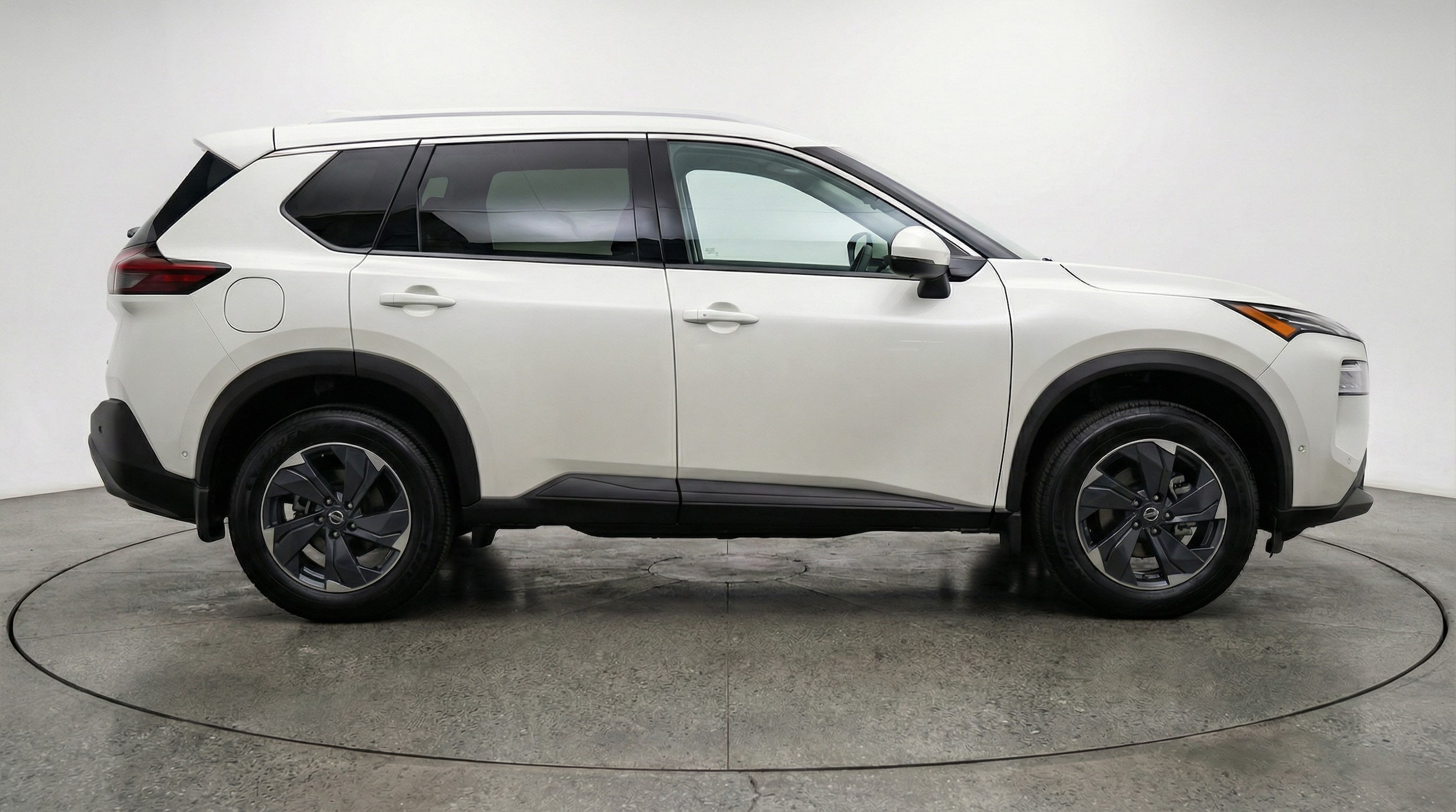 Thumbnail: 2025 Nissan Rogue - 8