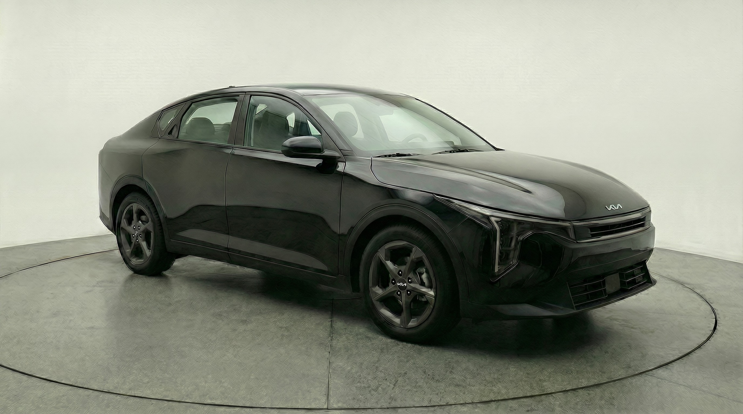 Thumbnail: 2025 Kia K4 - 1