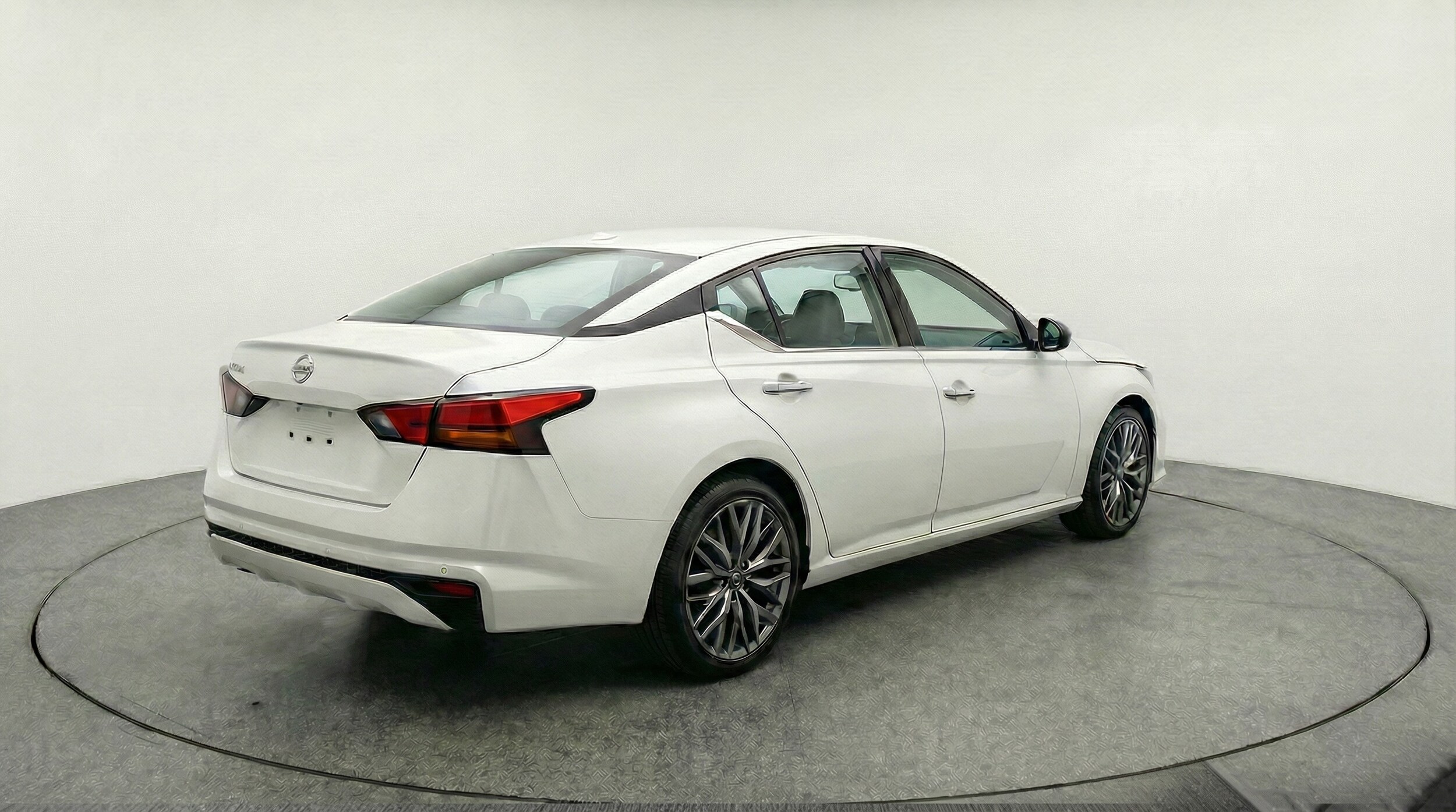 Thumbnail: 2025 Nissan Altima - 7