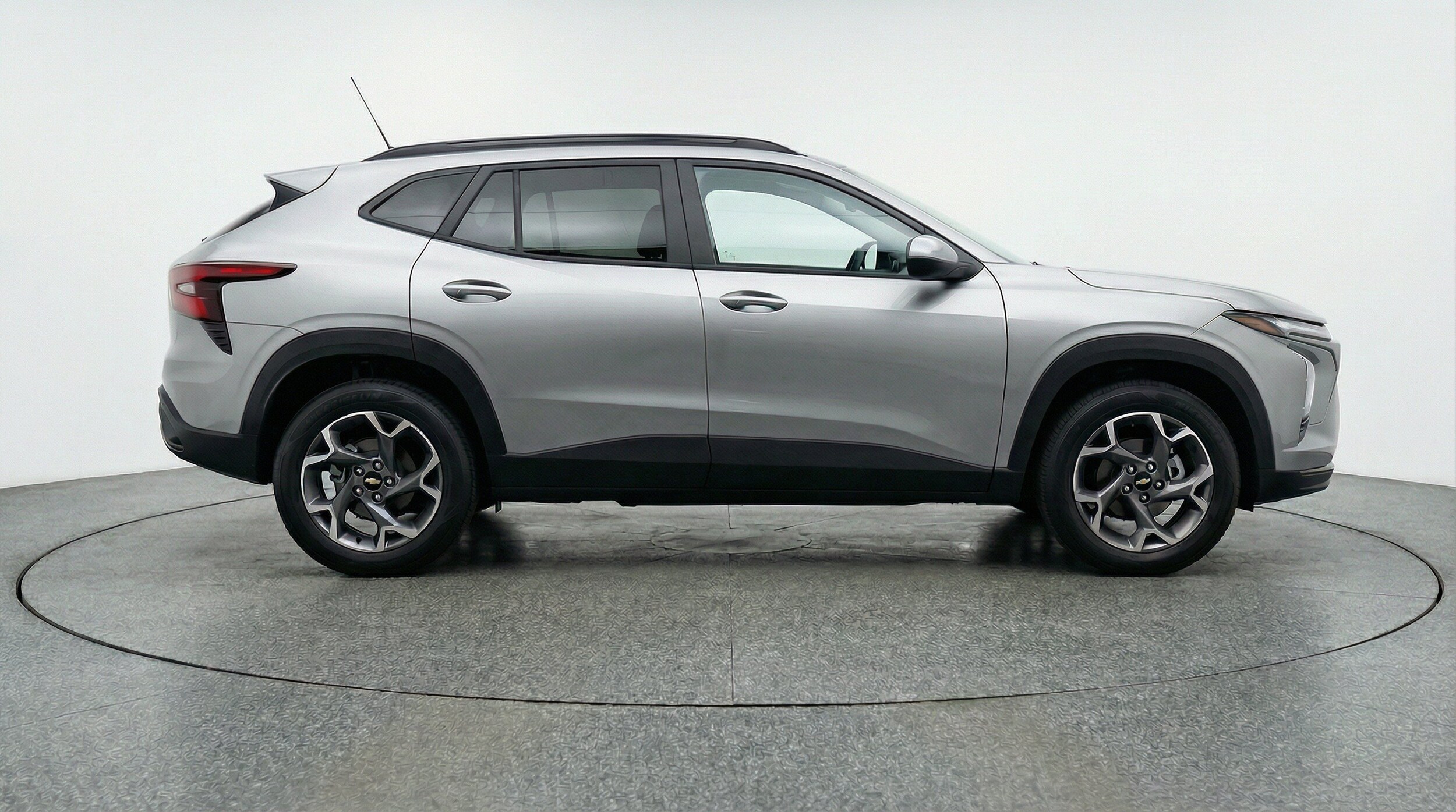 Thumbnail: 2025 Chevrolet Trax - 11