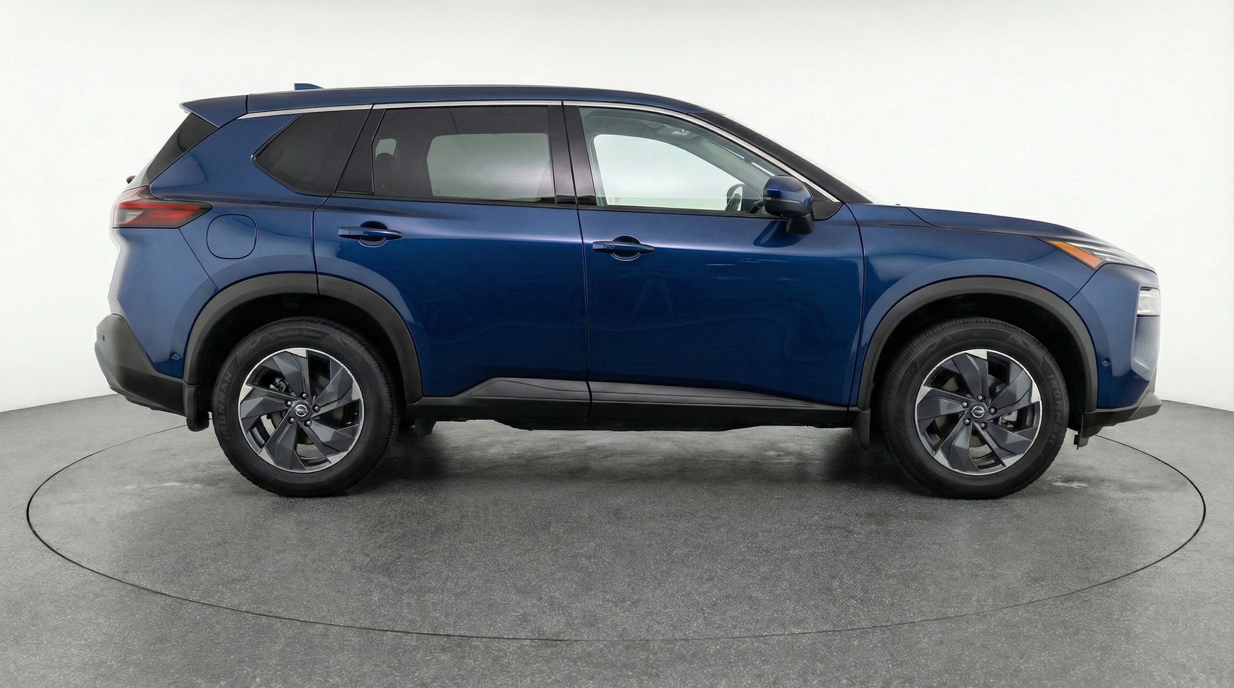 Thumbnail: 2025 Nissan Rogue - 8