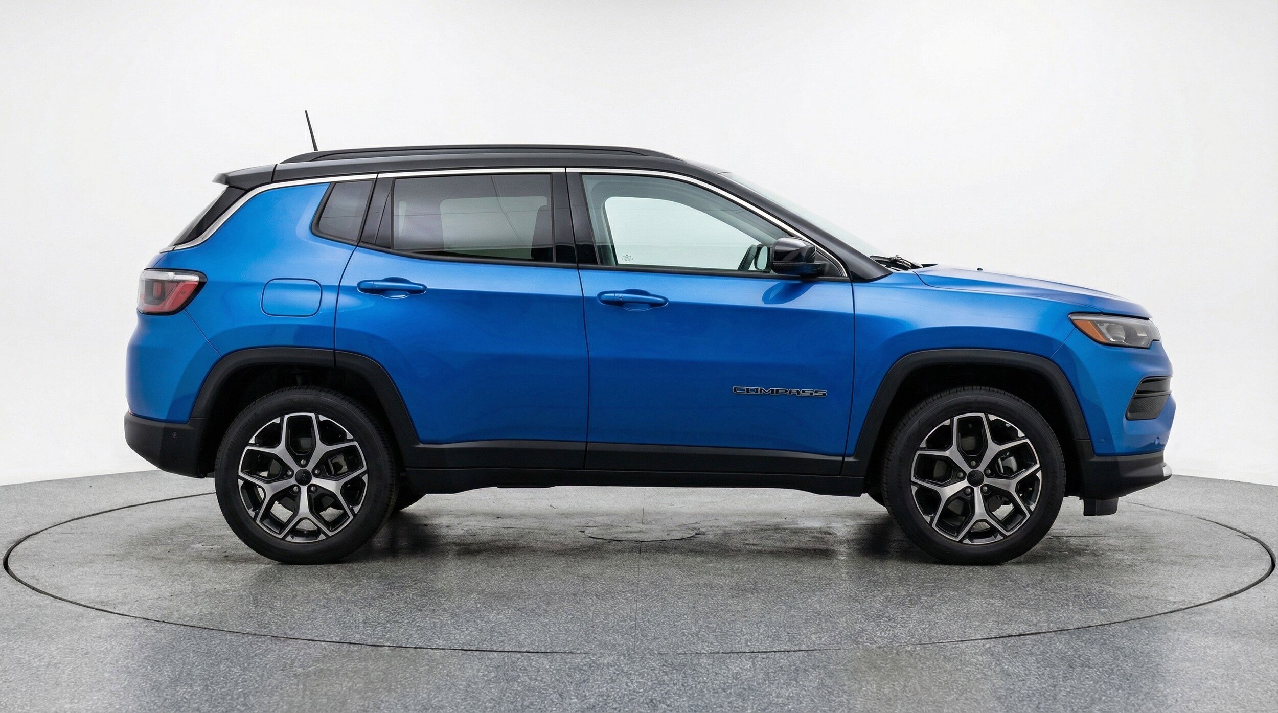 Thumbnail: 2025 Jeep Compass - 11
