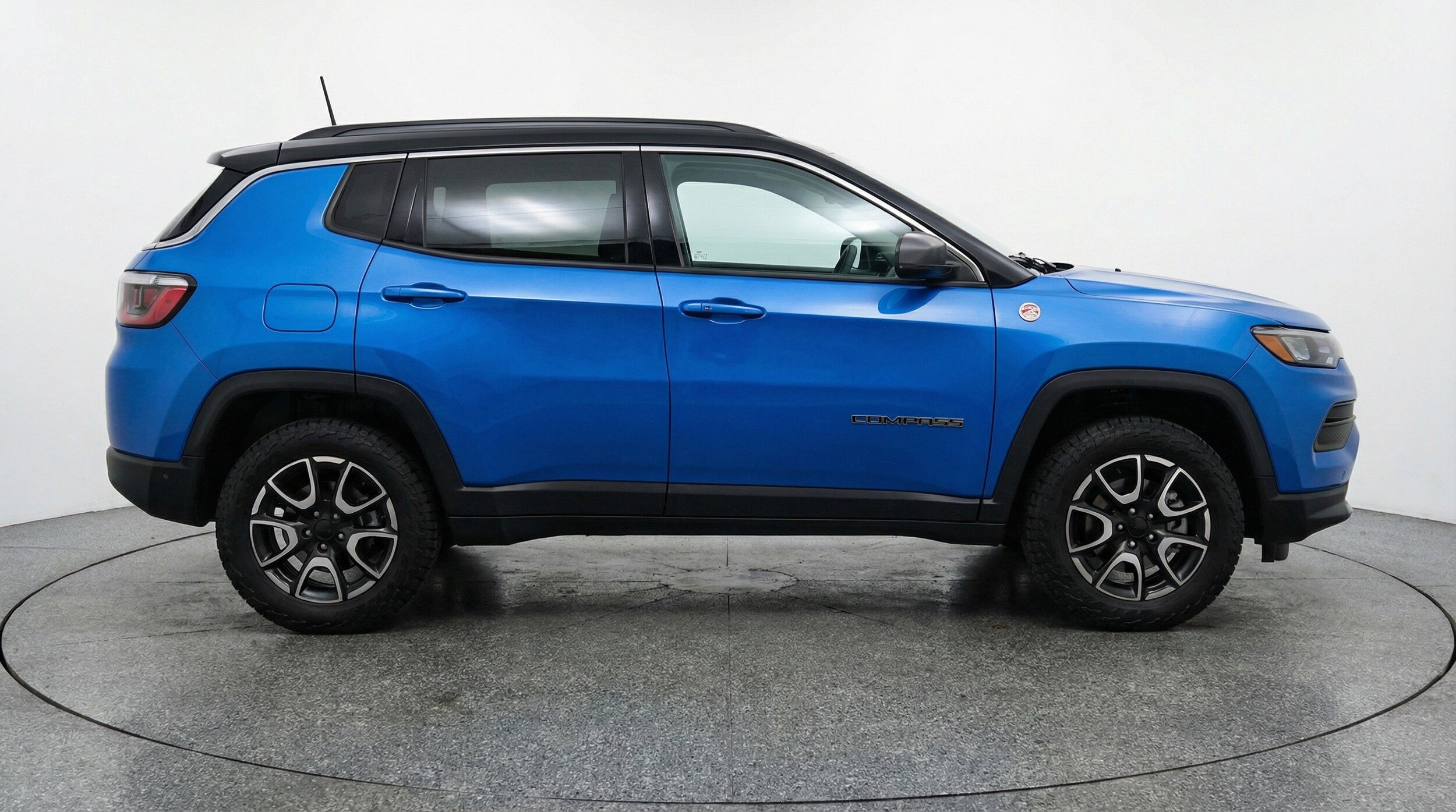 Thumbnail: 2025 Jeep Compass - 11
