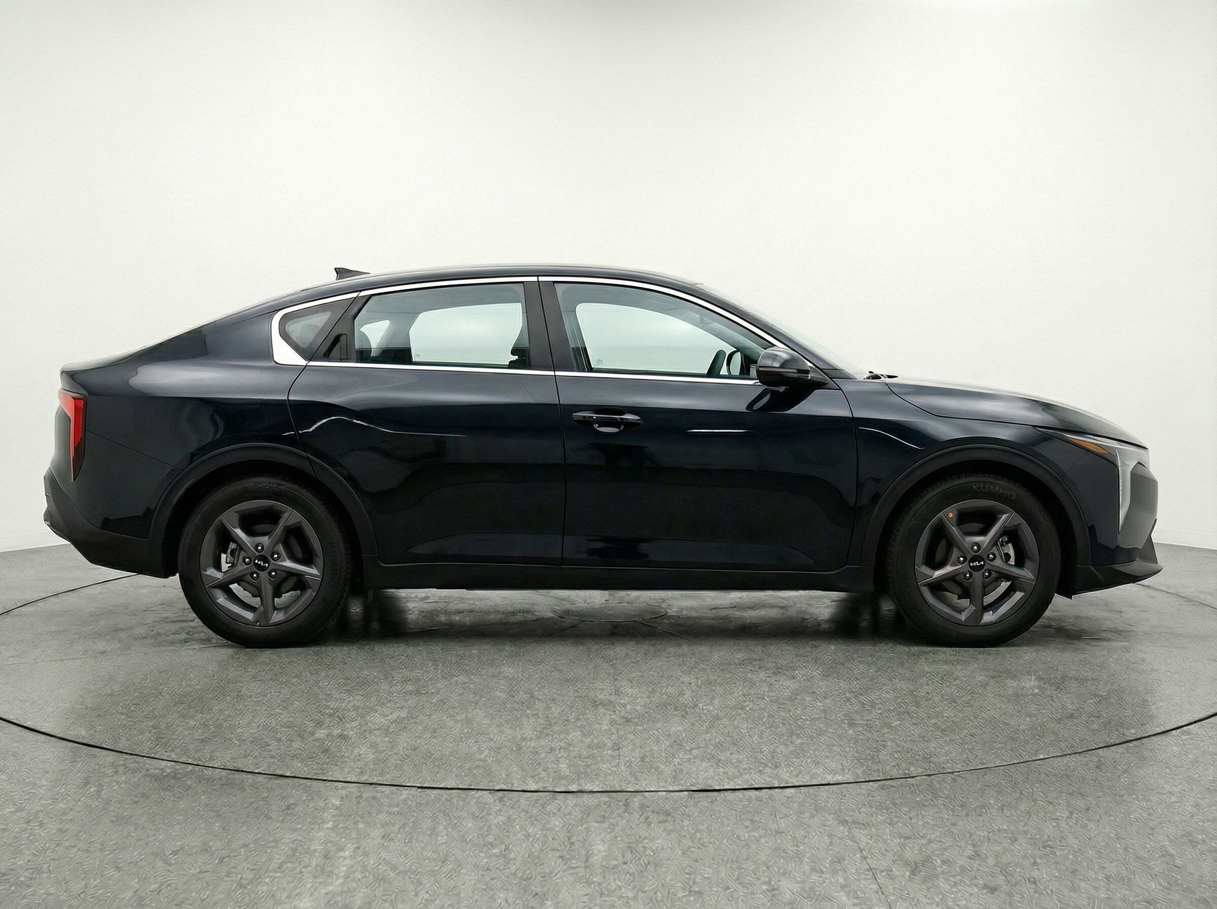 Thumbnail: 2025 Kia K4 - 4