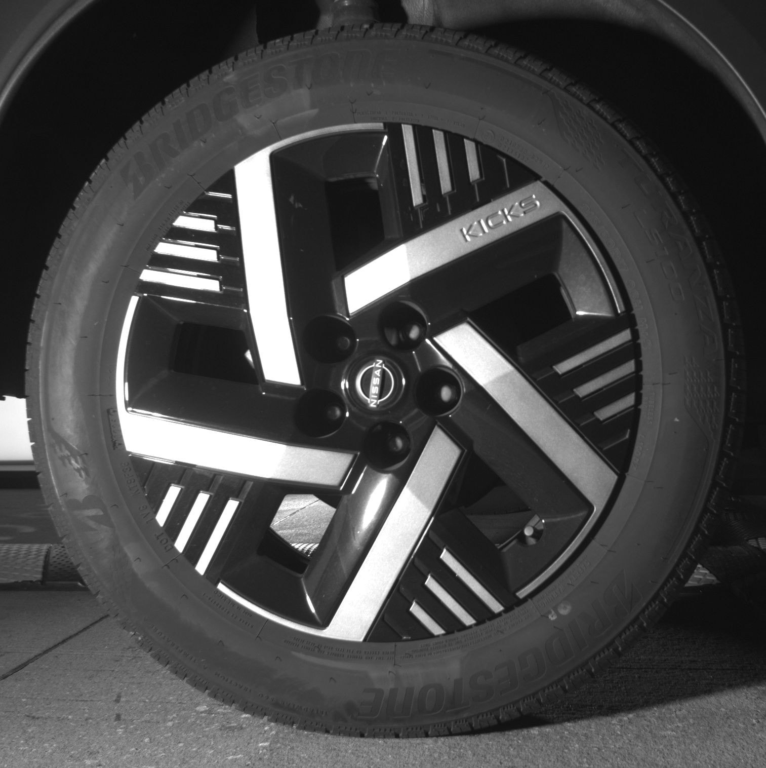 Thumbnail: 2025 Nissan Kicks - 12