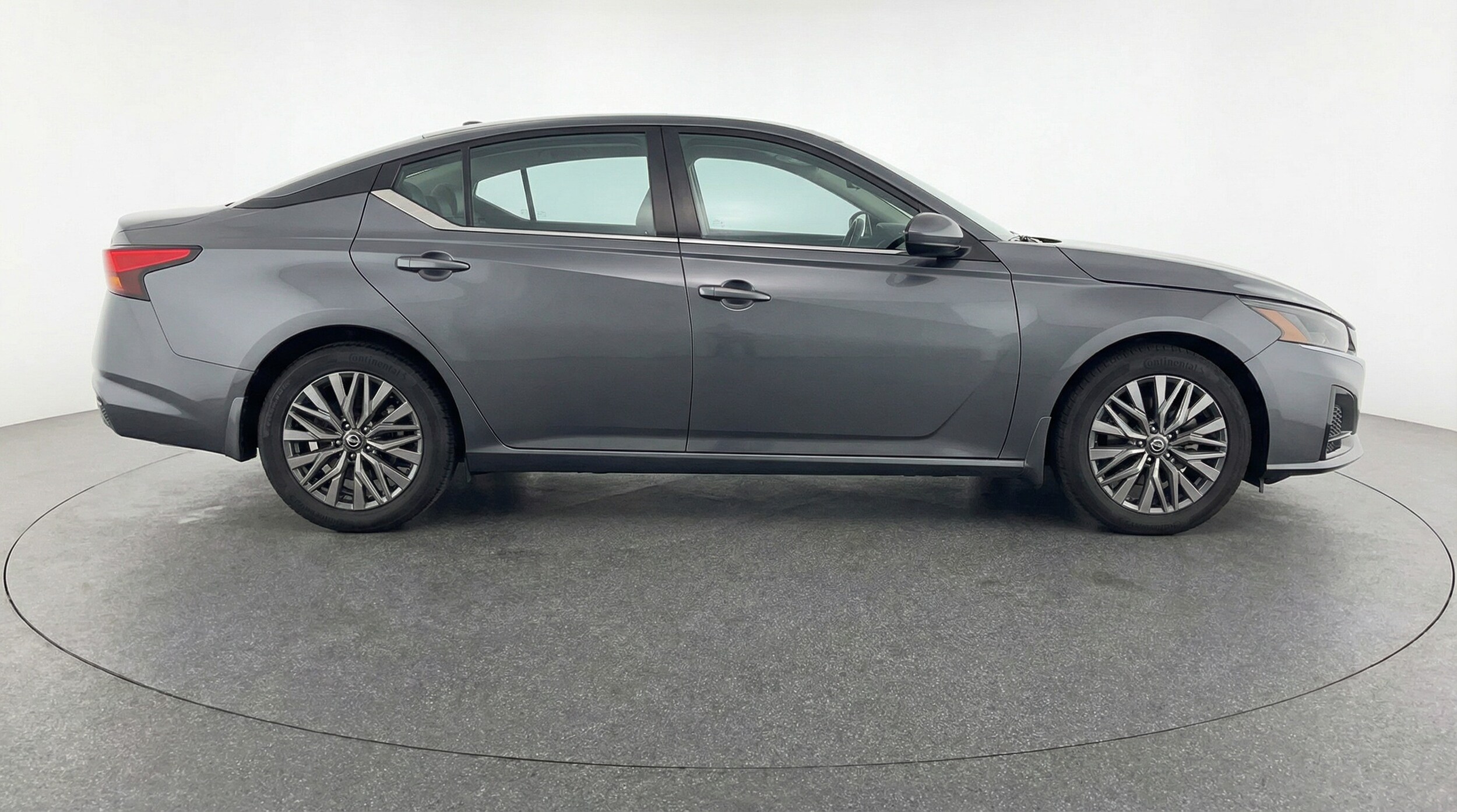 Thumbnail: 2025 Nissan Altima - 8