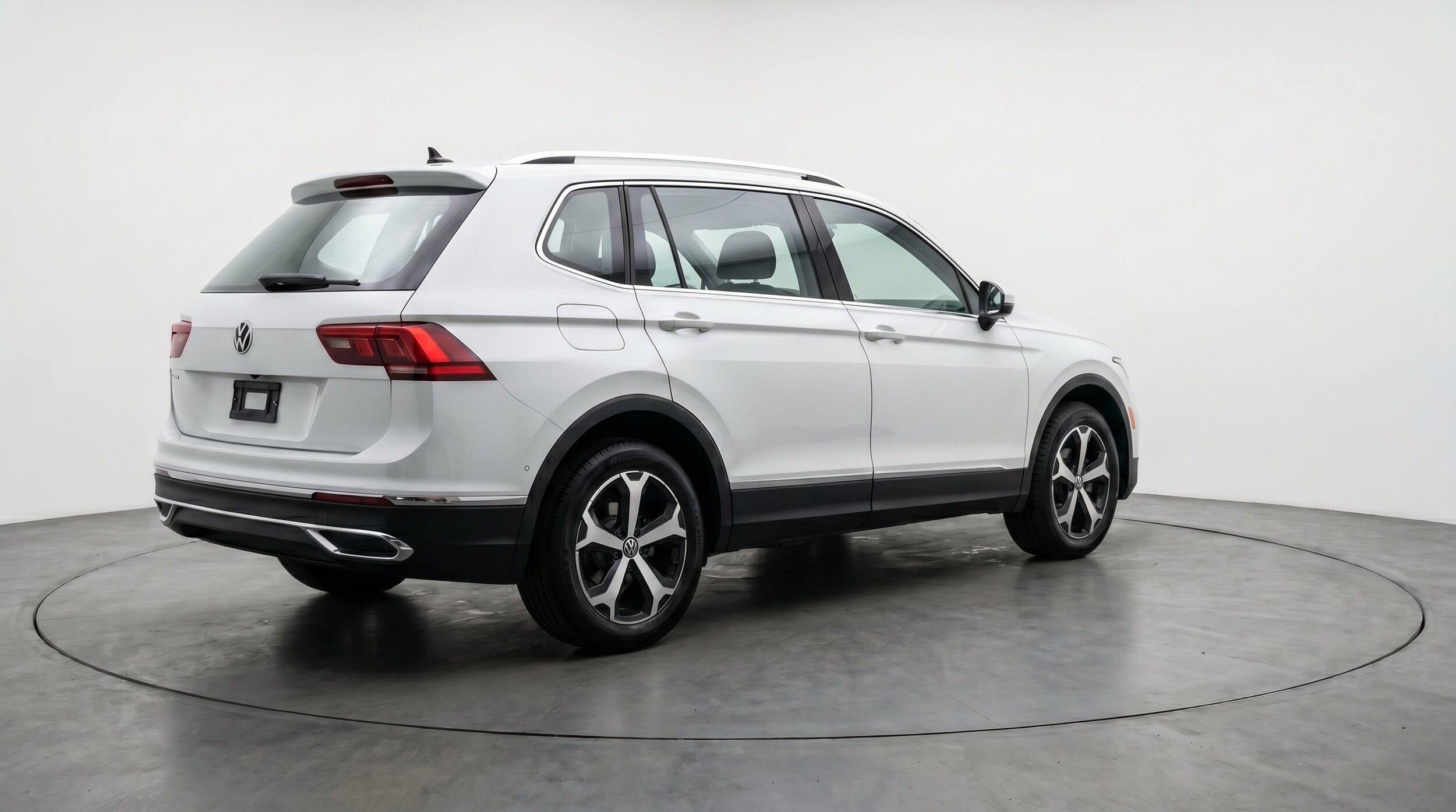 Thumbnail: 2026 Volkswagen Tiguan - 9