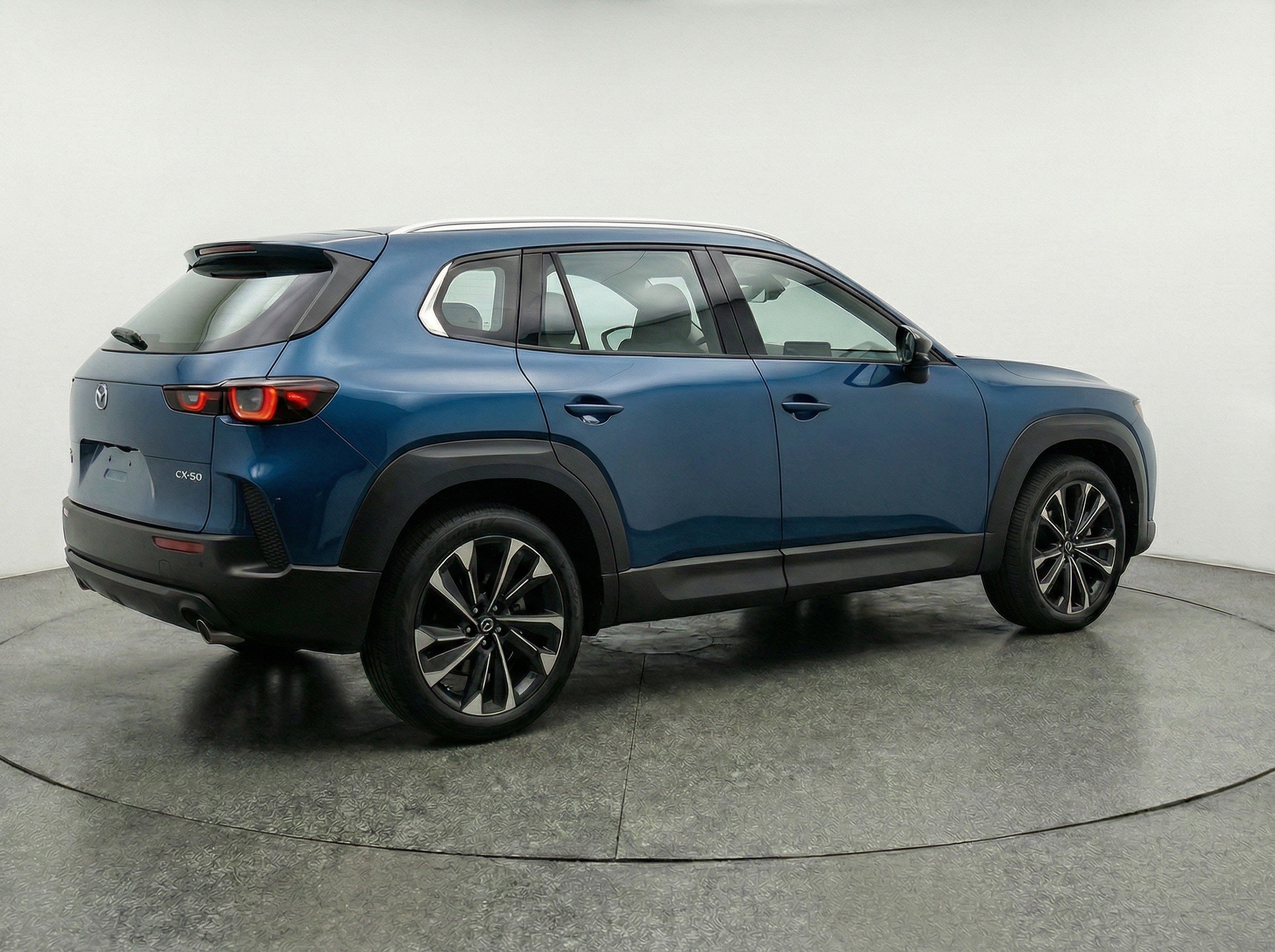 Thumbnail: 2025 Mazda CX-50 - 9
