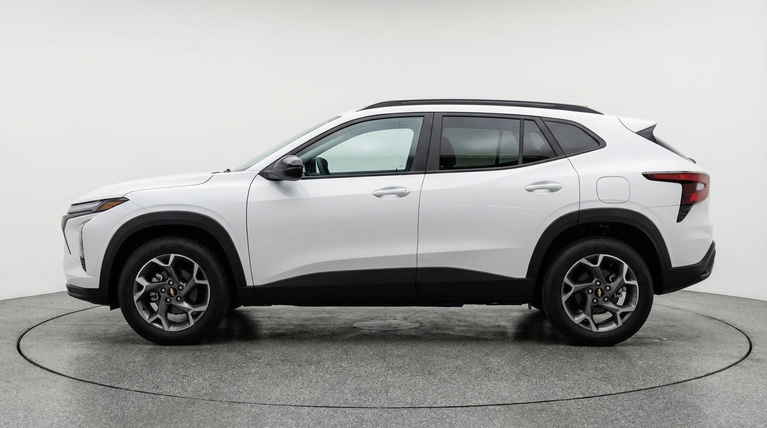 Thumbnail: 2025 Chevrolet Trax - 5