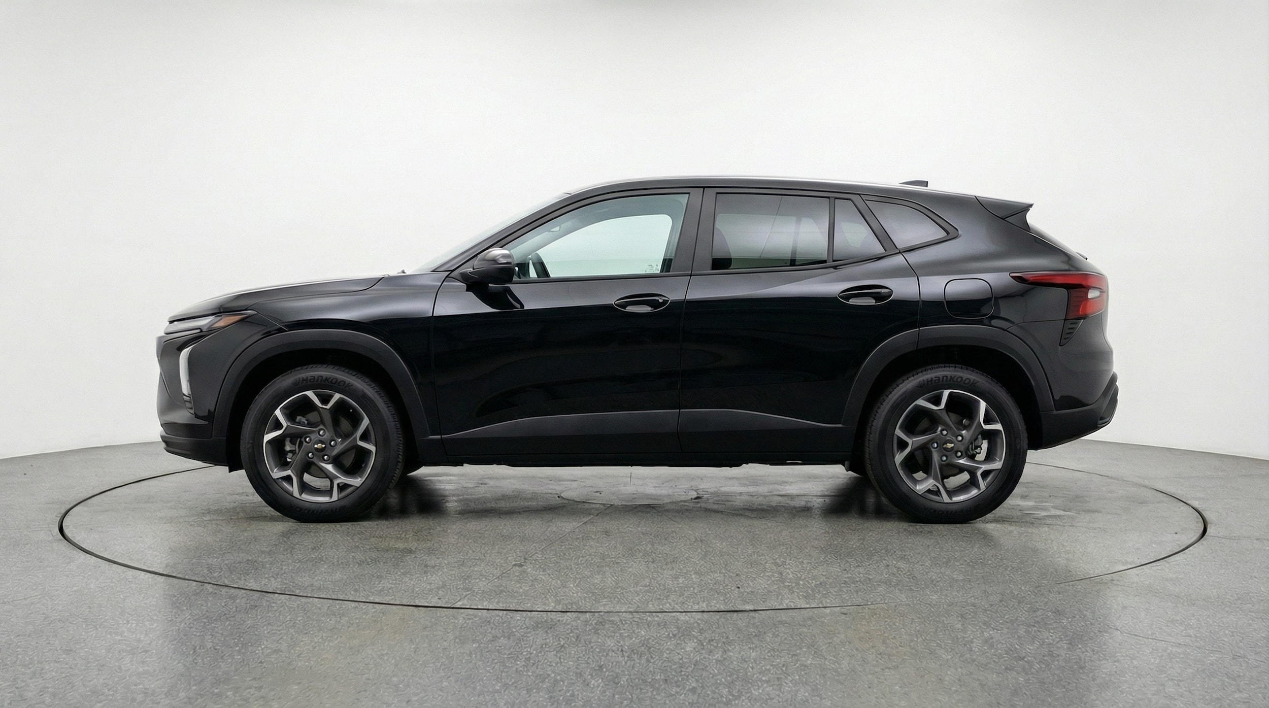 Thumbnail: 2025 Chevrolet Trax - 4