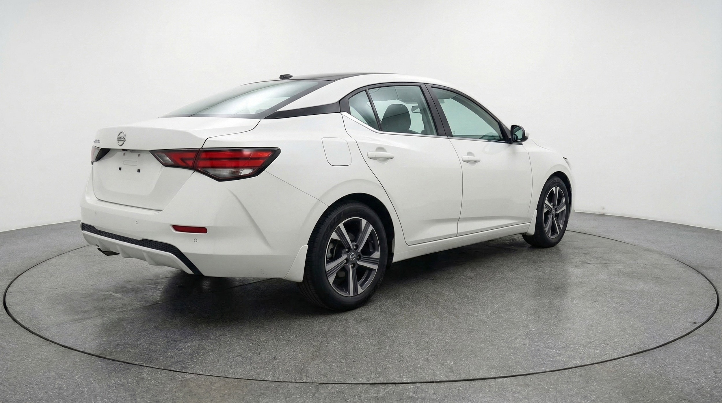 Thumbnail: 2025 Nissan Sentra - 9