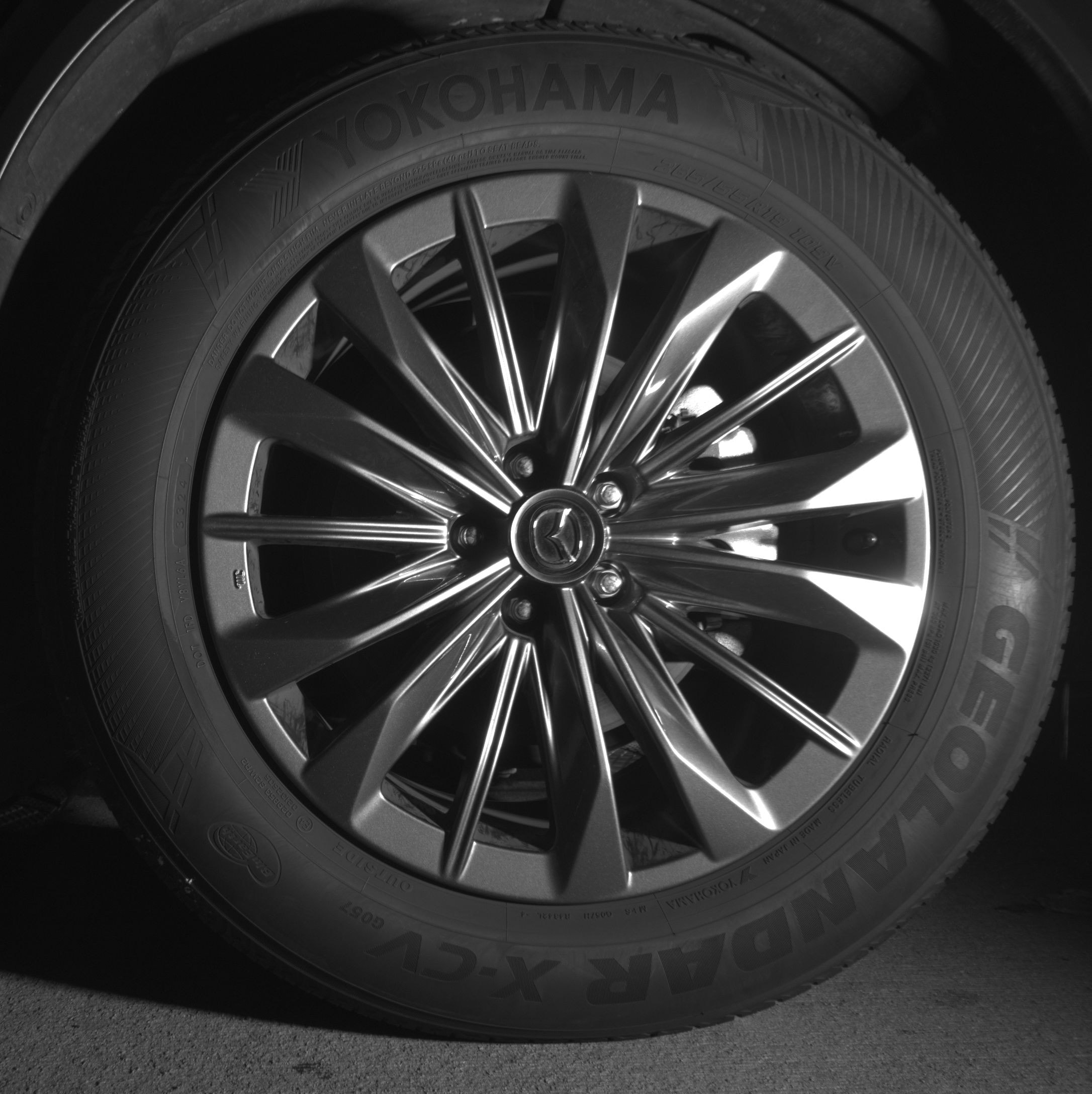 Thumbnail: 2025 Mazda CX-70 - 9