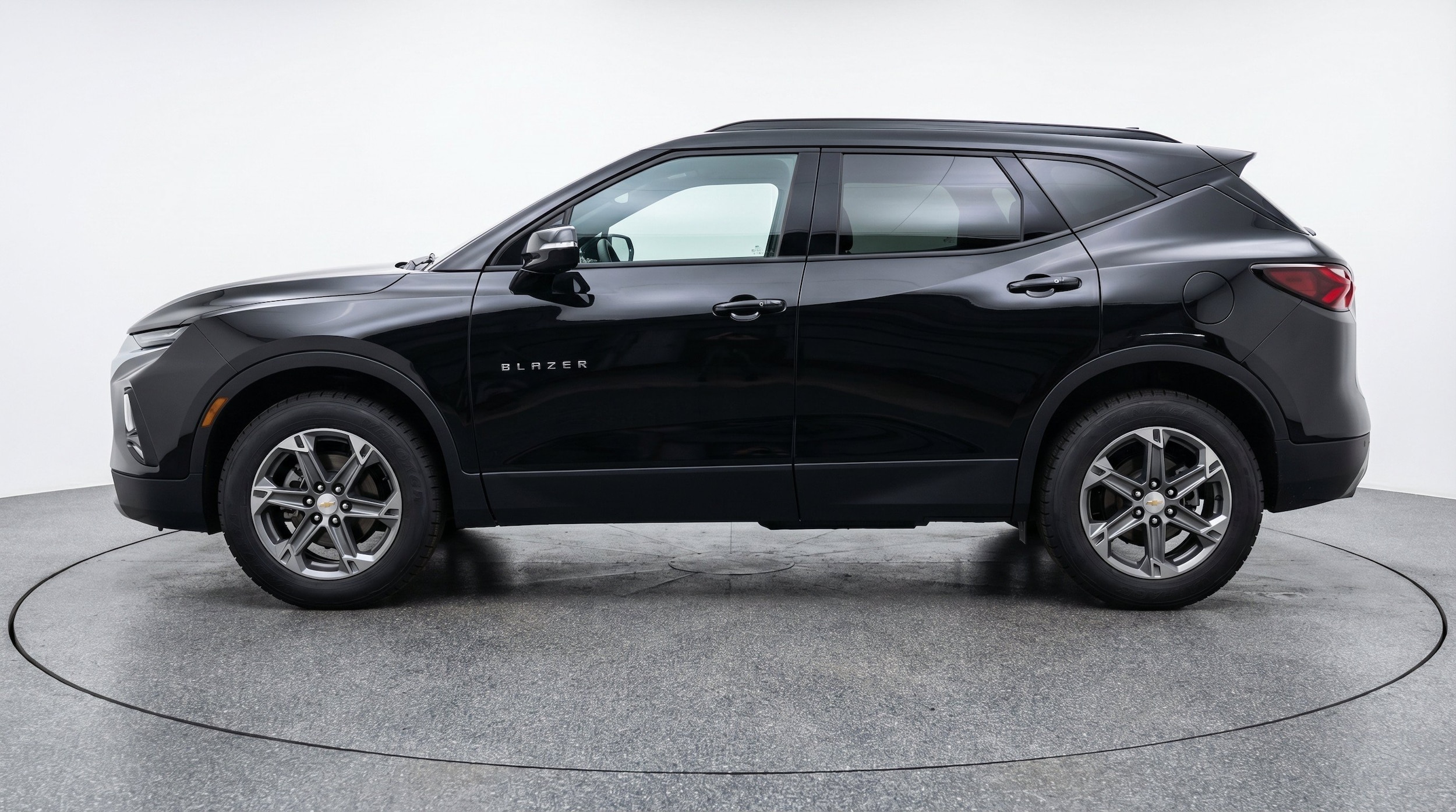 Thumbnail: 2025 Chevrolet Blazer - 5
